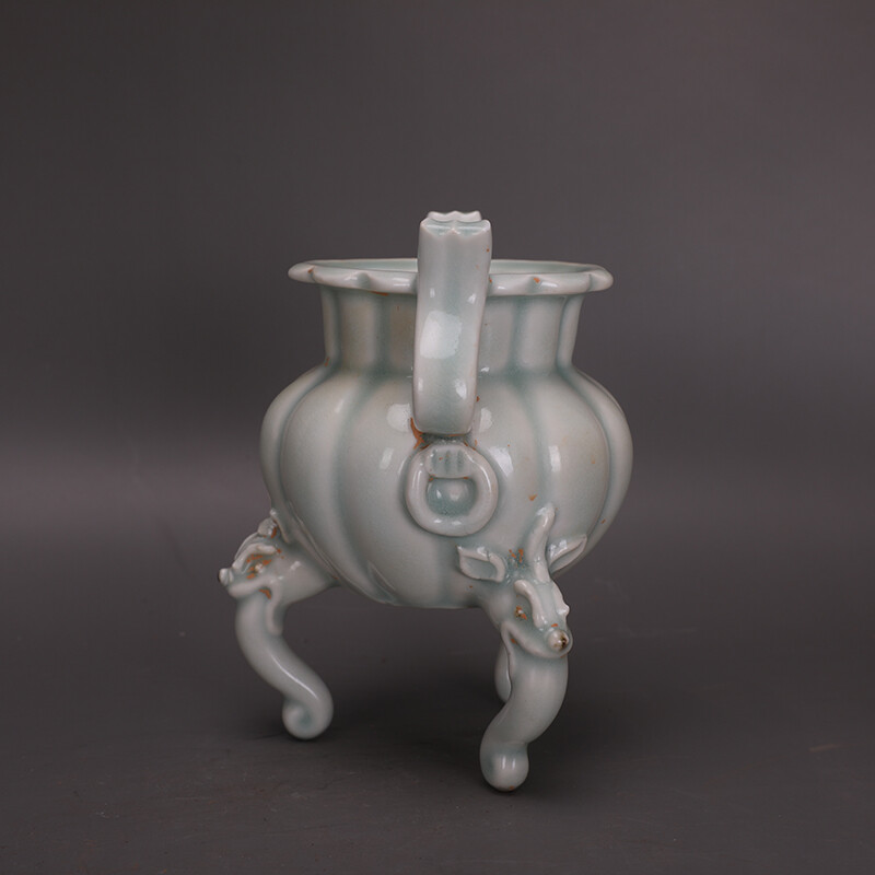 5.6″ Chinese Song Porcelain Lake Field Kiln Green Glaze Tripodia Incense Burner