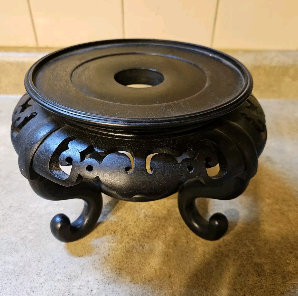VINTAGE 1900’S ROSE WOOD HONG KONG CHINESE FOOTED DISPLAY PEDESTAL 6″ TALL