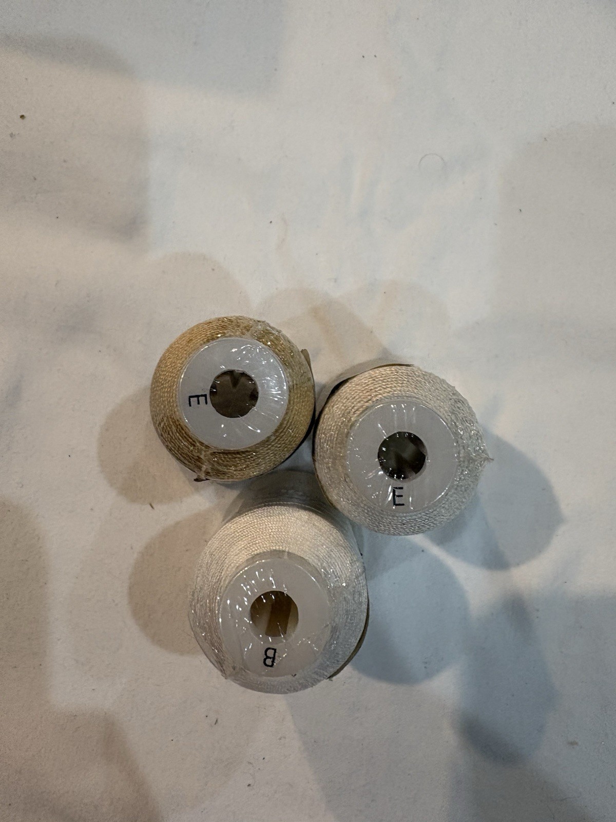 Set Of 3 Beadsmith 100% Silk Beading 2- E Thread Ecru Gold B Thread White