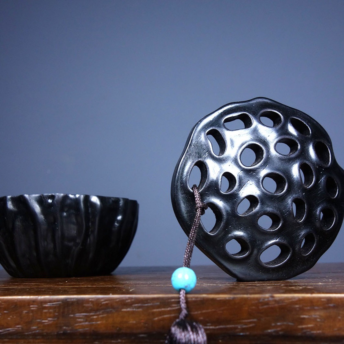 Vintage Hand Carved Sandalwood Lotus Seed Pod Incense Burner Decor 9cm