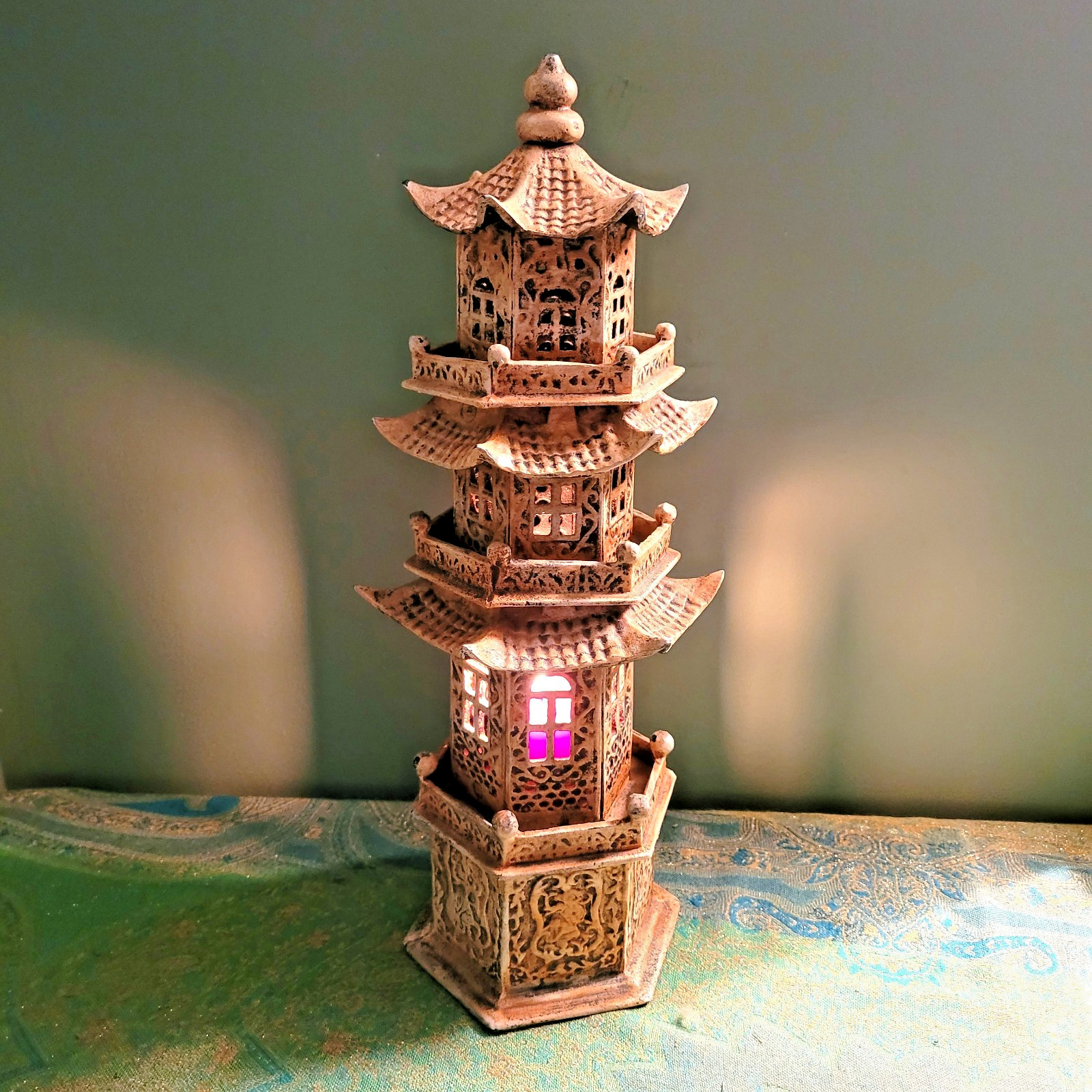 Vintage Mid Century Chinese Cast Iron Pagoda Lantern 16″ Tall MCM Garden Zen