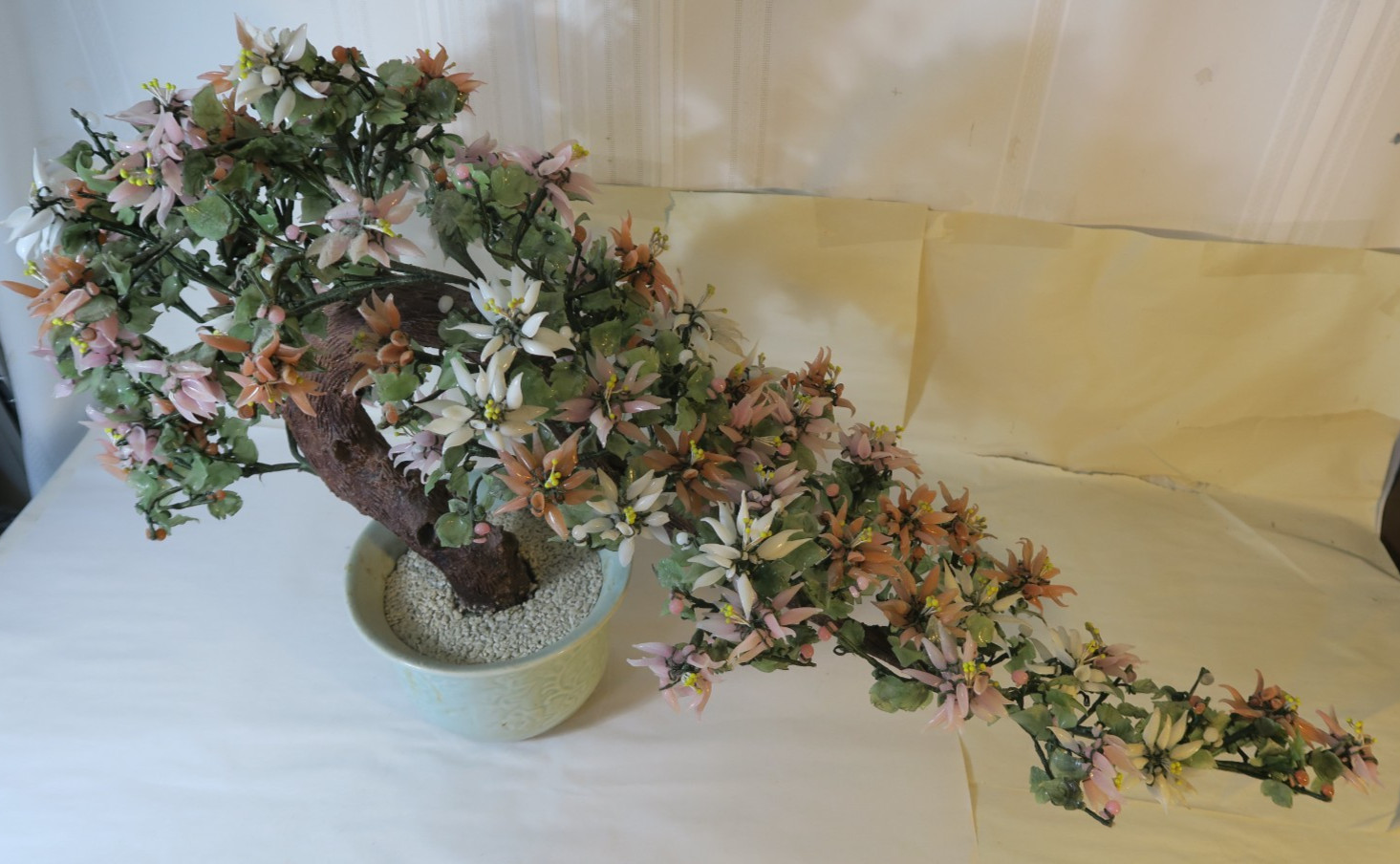 VINTAGE CHINESE JADE,QUARTZ EXTRA LARGE BONSAI TREE 32×20×11