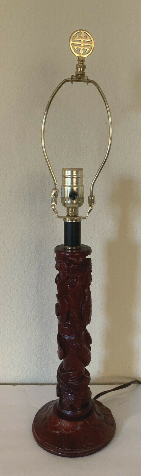 VTG Yi Lin Arts And Treasures Of China Wood Carved Dragon And Flowers Table Lamp