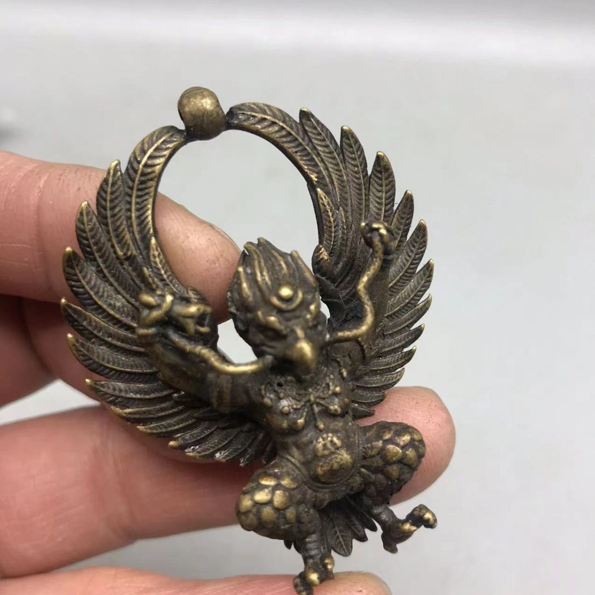 Tibetan Yellow Lima Copper Winged Bird God Snake Amulet Mala Jewelry Charm
