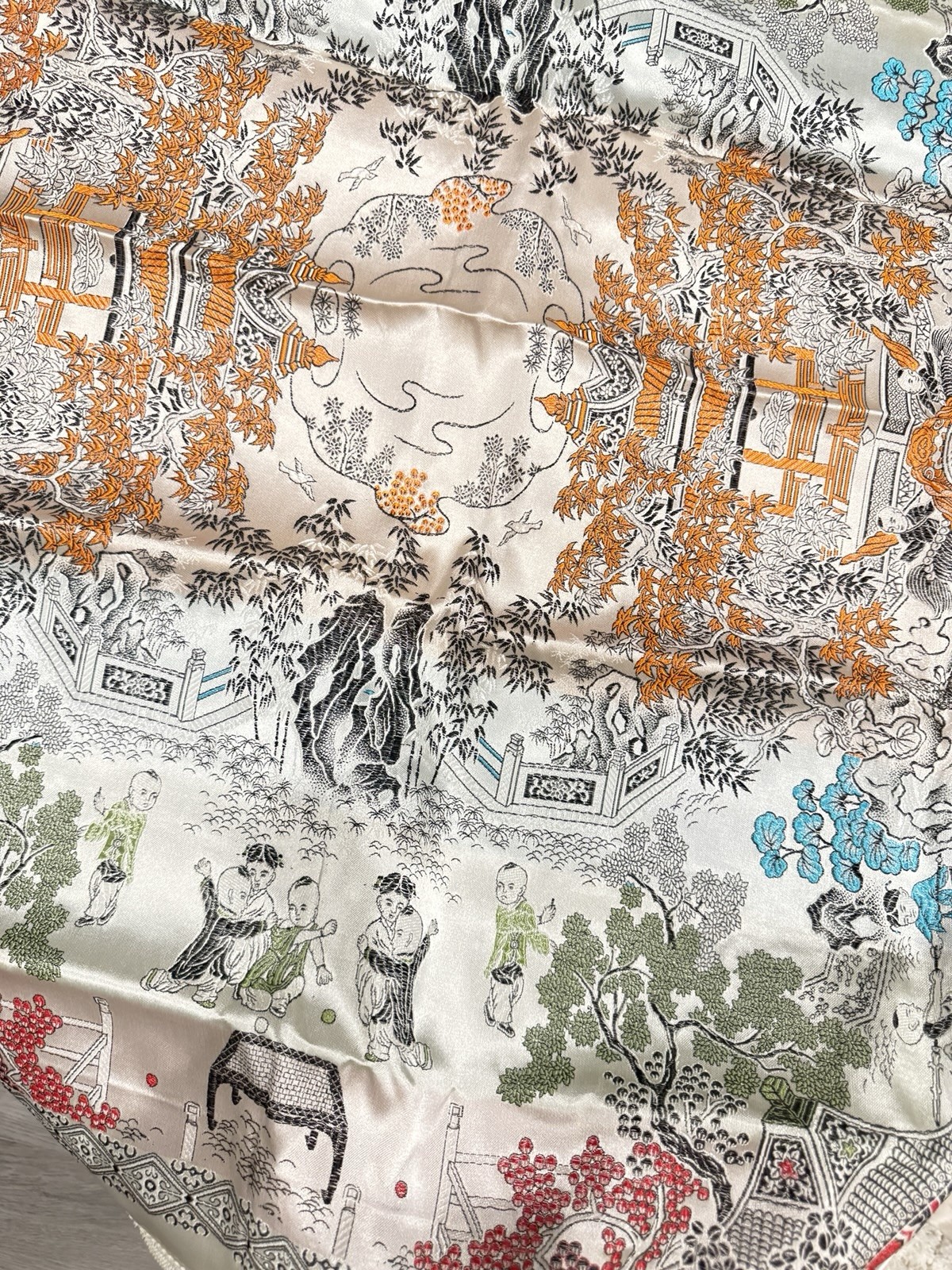 Vintage Brocaded Flowers Chinese Silk Tapestry Children Table Cloth – 36×39 In