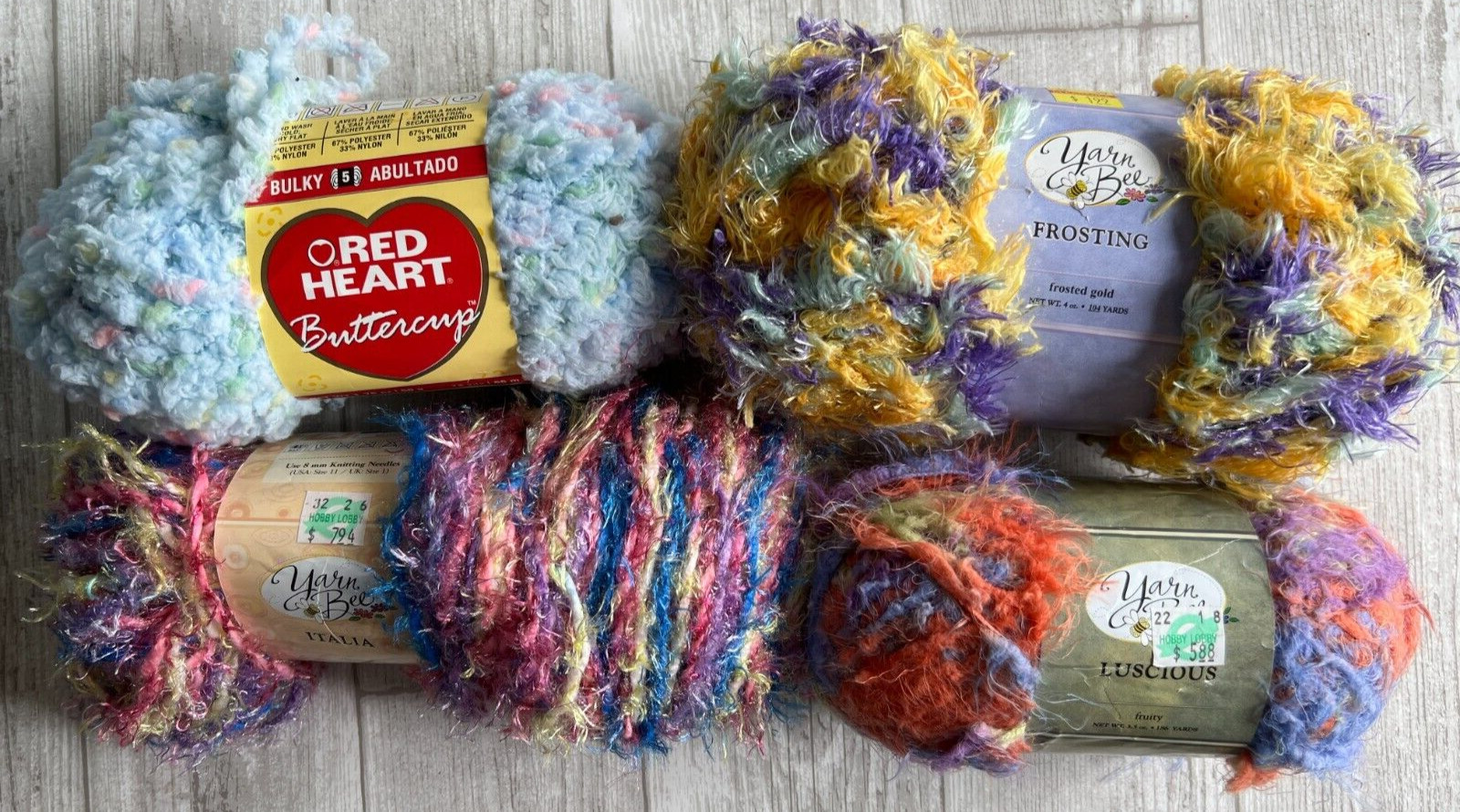 4 Skein Lot Yarn Bee Italia Venetia Frosted Gold Luscious Fruity Red Heart Blue