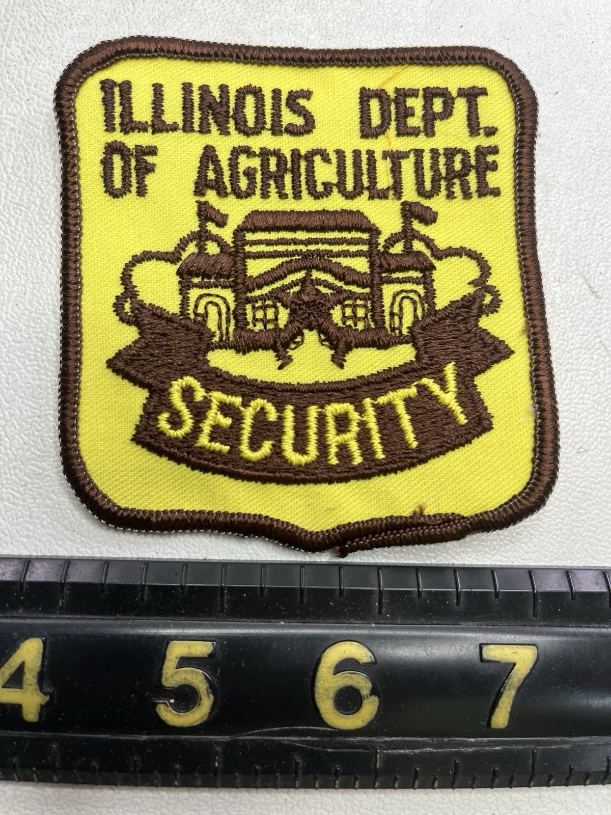 Vintage 1990s ILLINOIS DEPT. OF AGRICULTURE SECURITY Embroidered Patch T218
