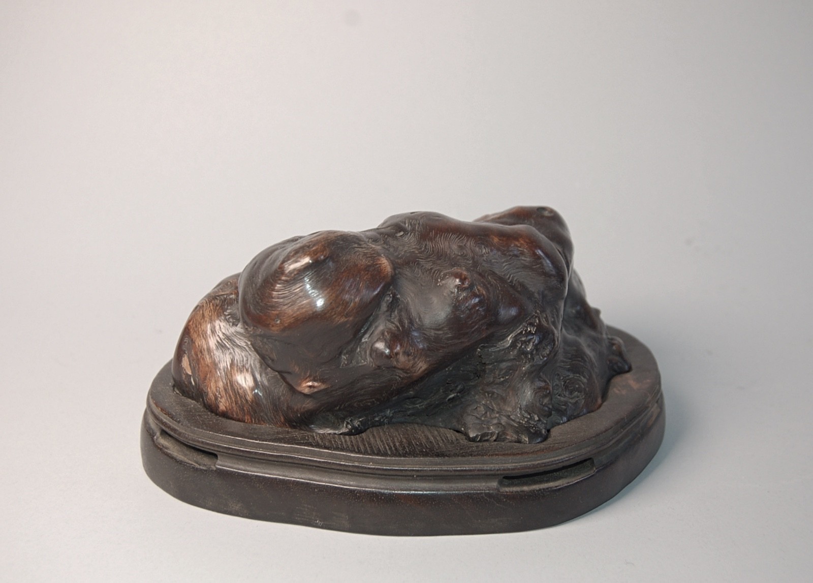 Burlwood domed incense burner, China/Asia
