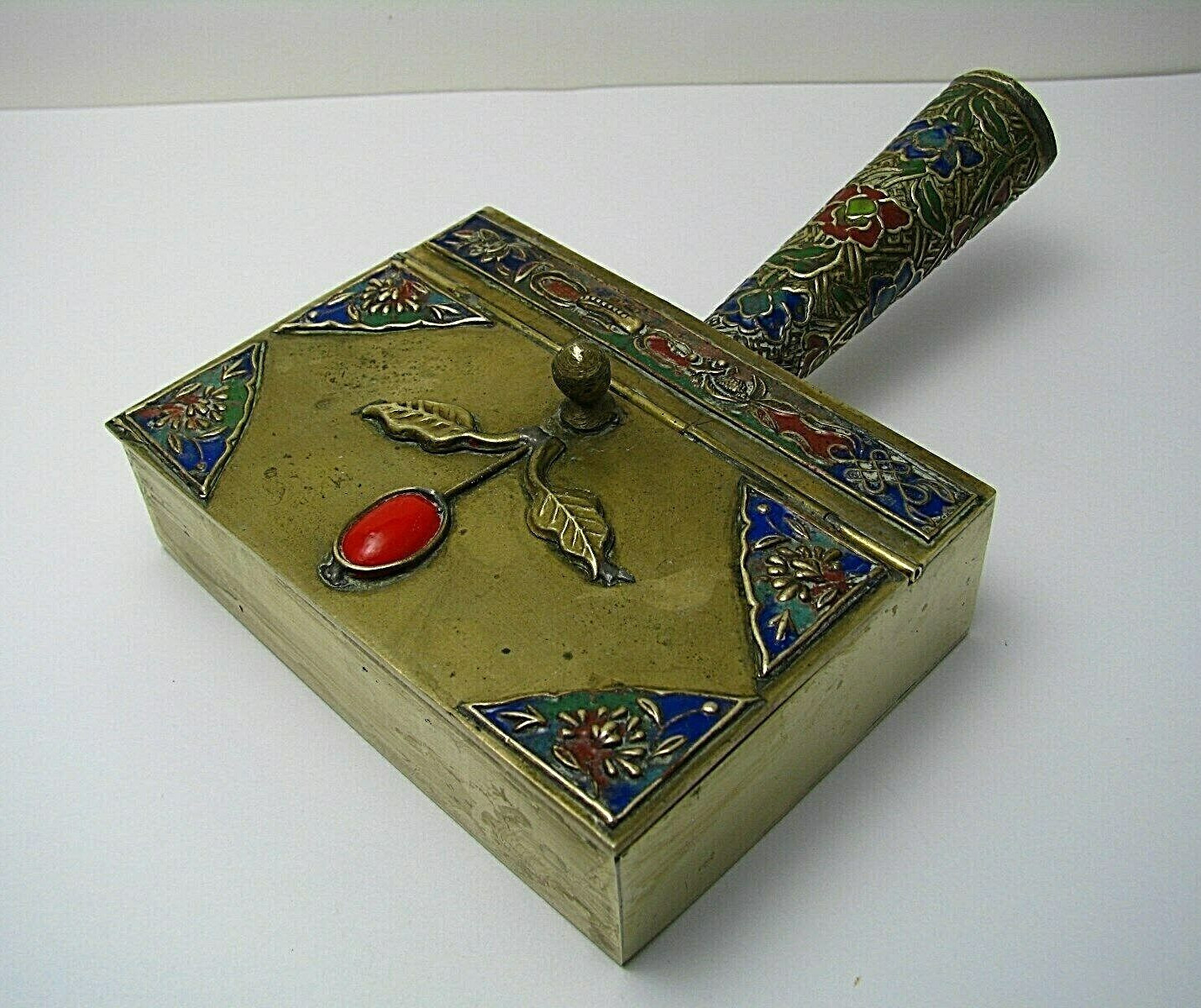 CLOISONNE ENAMEL BRASS TRAY ASHTRAY BOX SILENT BUTLER w/ CORAL Asia China c1900s