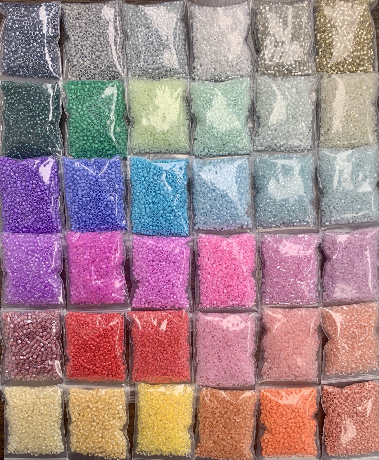 9.2OZ/260G Glass Beads Bulk Lot Mixed Size Assorted Glass Delica Beads 26 COLORS