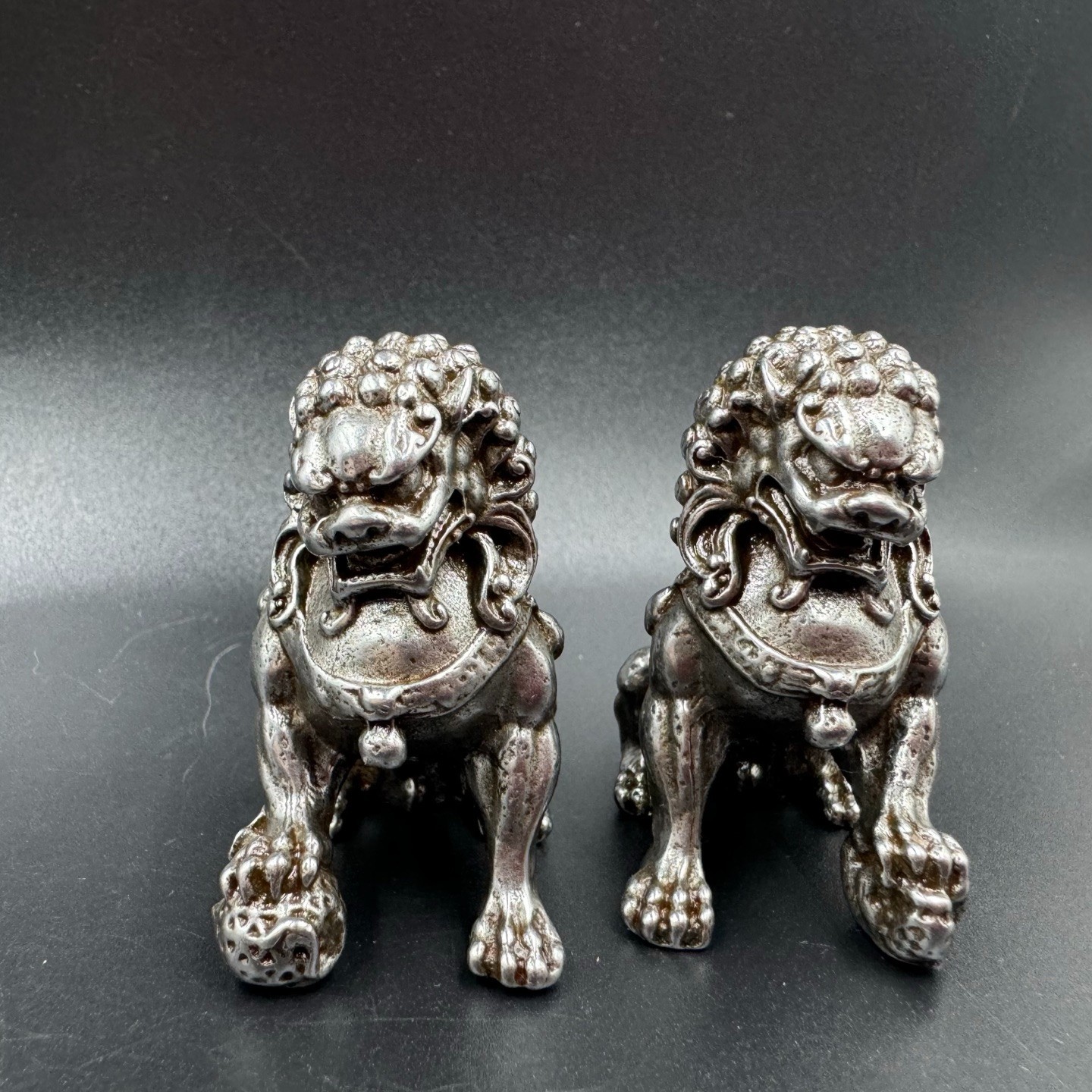 Pair Silver Tone Metal Chinese Foo Dog Lion Mini Statues Feng Shui Protection
