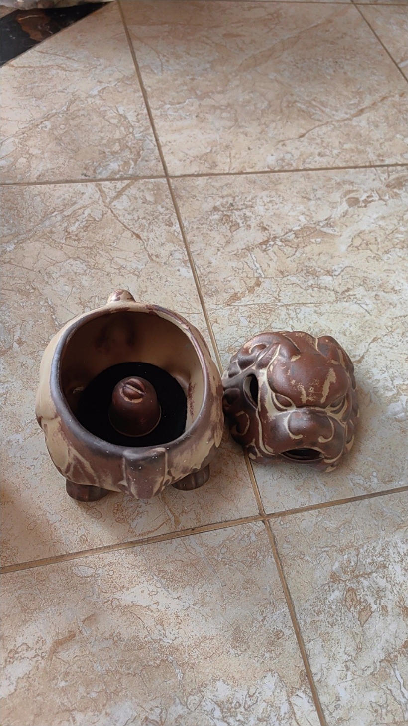 Chinese Suanni Ceramic Incense Burner Tea Table Ornament for Agarwood Sandalwood