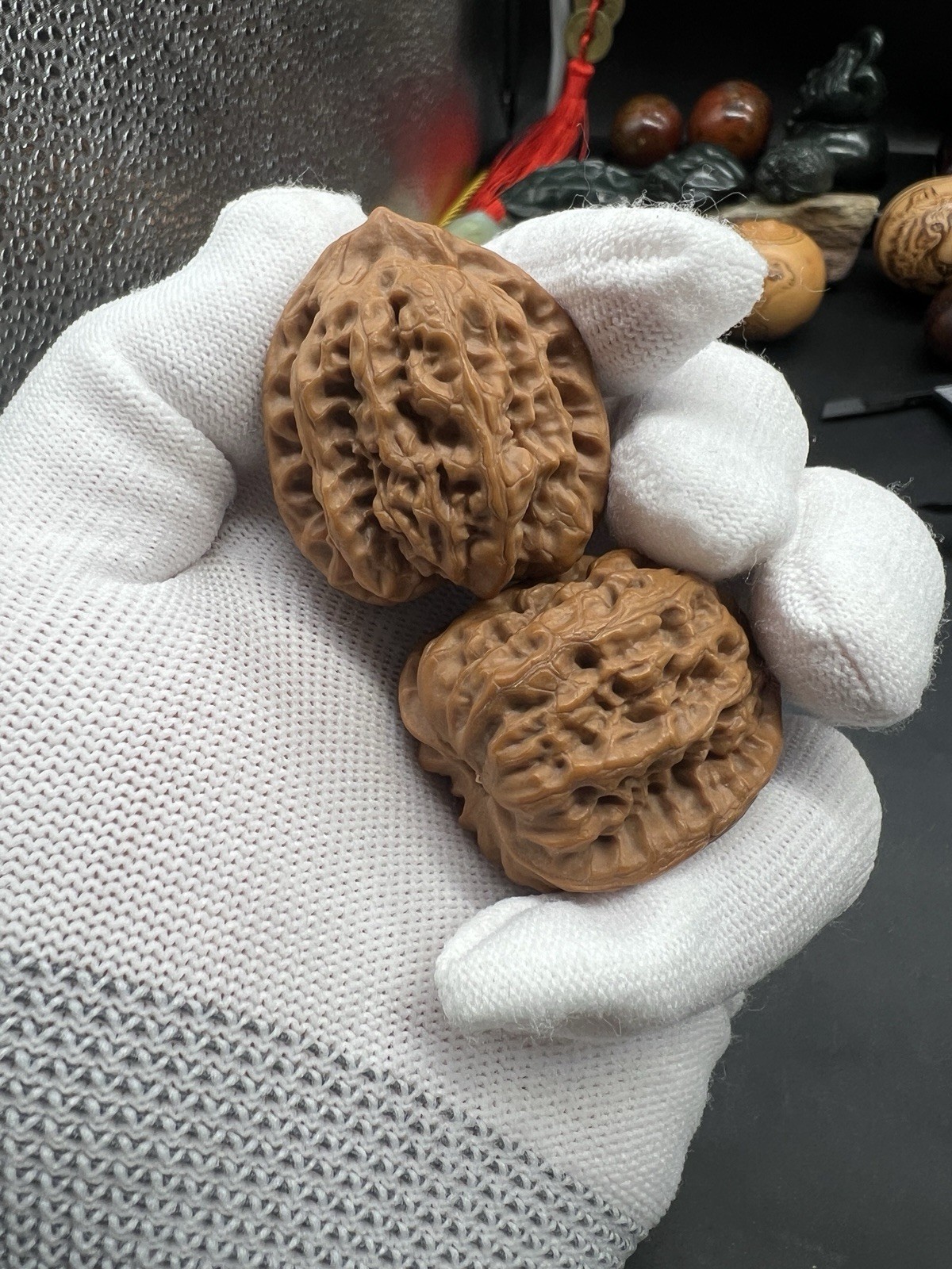 Pair of Match Chinese Health Walnut 36×35×40.5mm精配文玩核桃～野生果磐石～对子有点歪