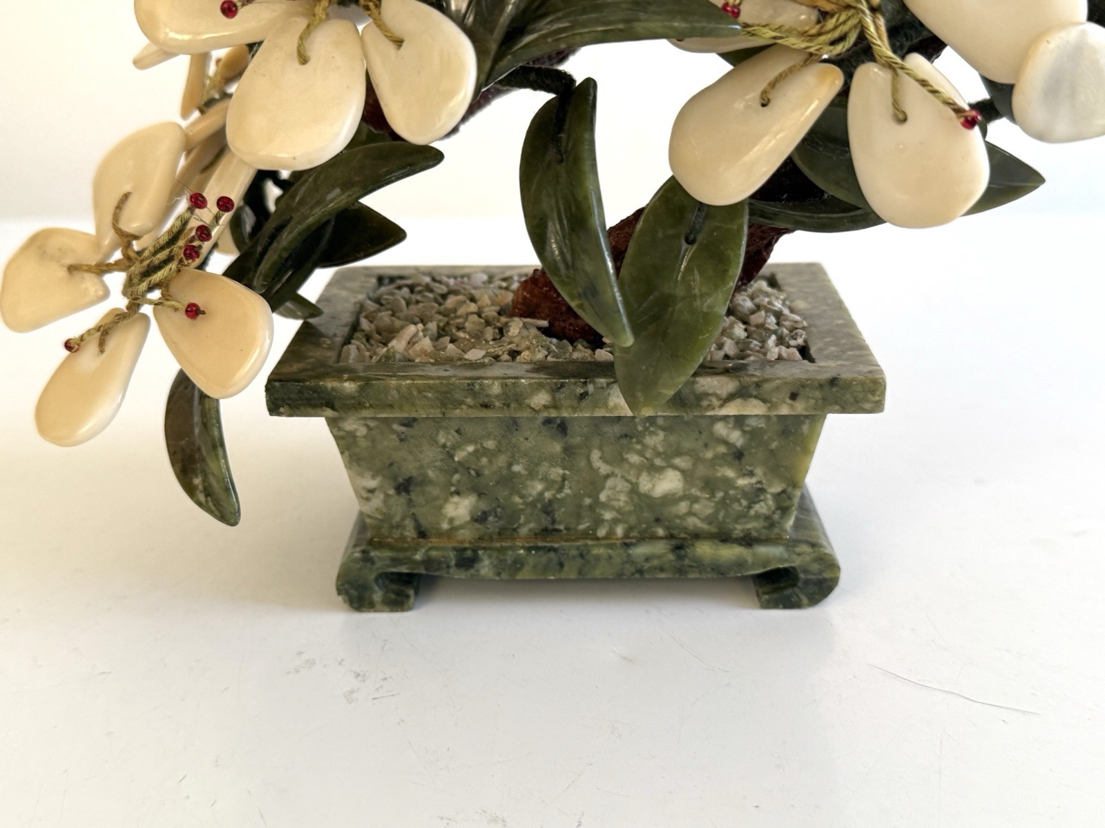 VTG Bonsai Tree Jade Pot Carved Semi Precious Stone Quartz Agate Flowers Blossom