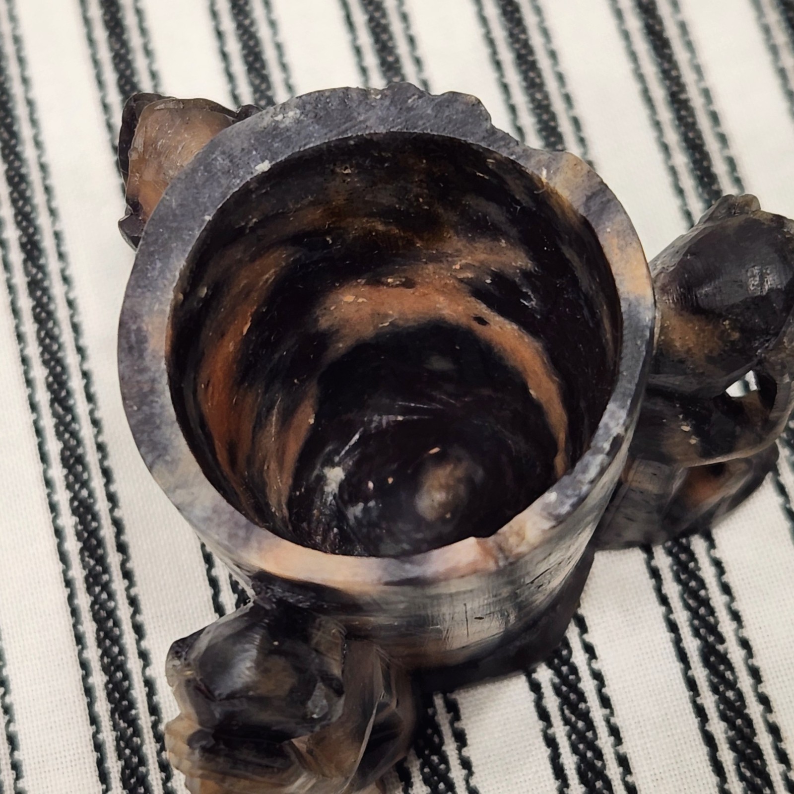 Hand-carved Chinese Shoushan Stone, Toothpick Holder – “Three Wise Monkeys”