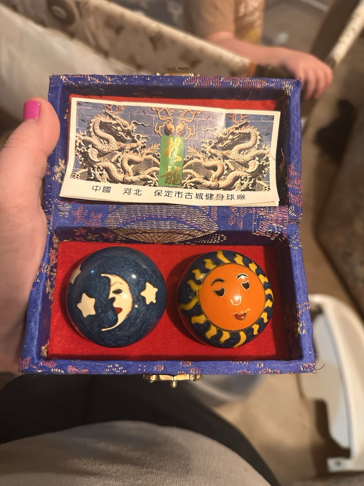 Baoding Balls Chinese Relaxation Stress Relief Sun Moon Beautiful Tone Box 2″
