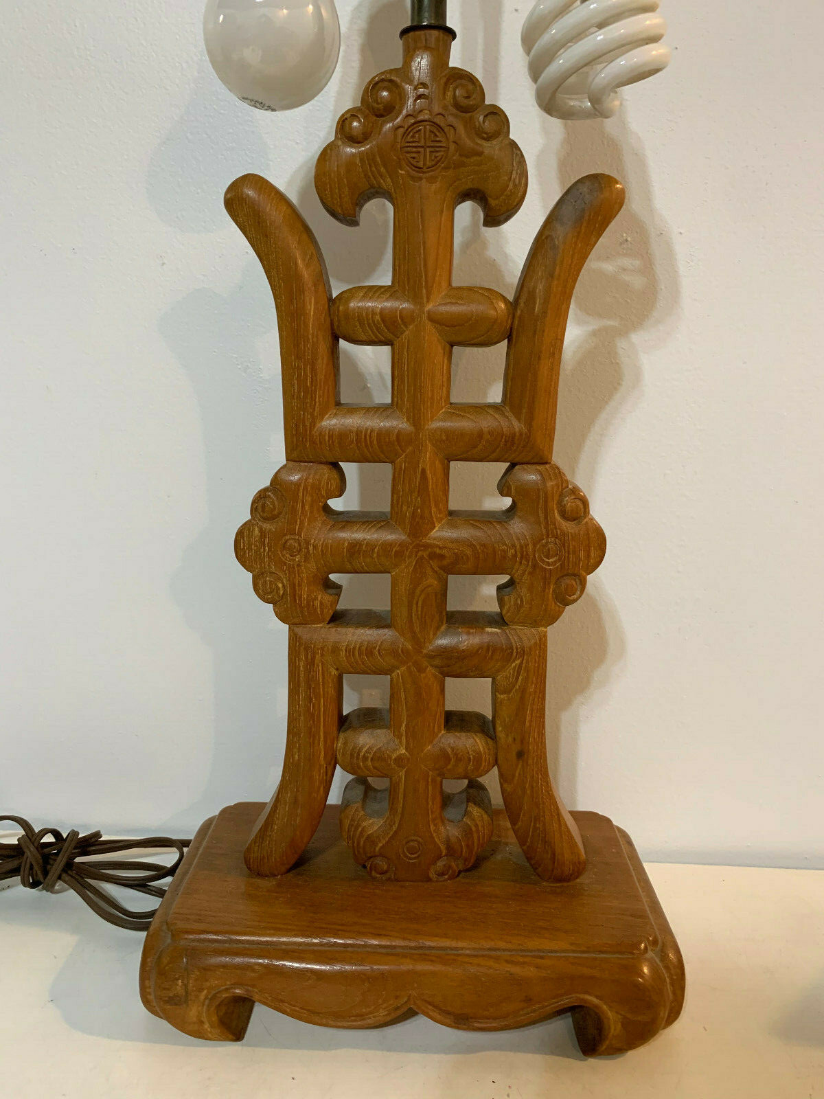 Vintage Chinese Shou Character Symbol Wood Carved Table Lamp