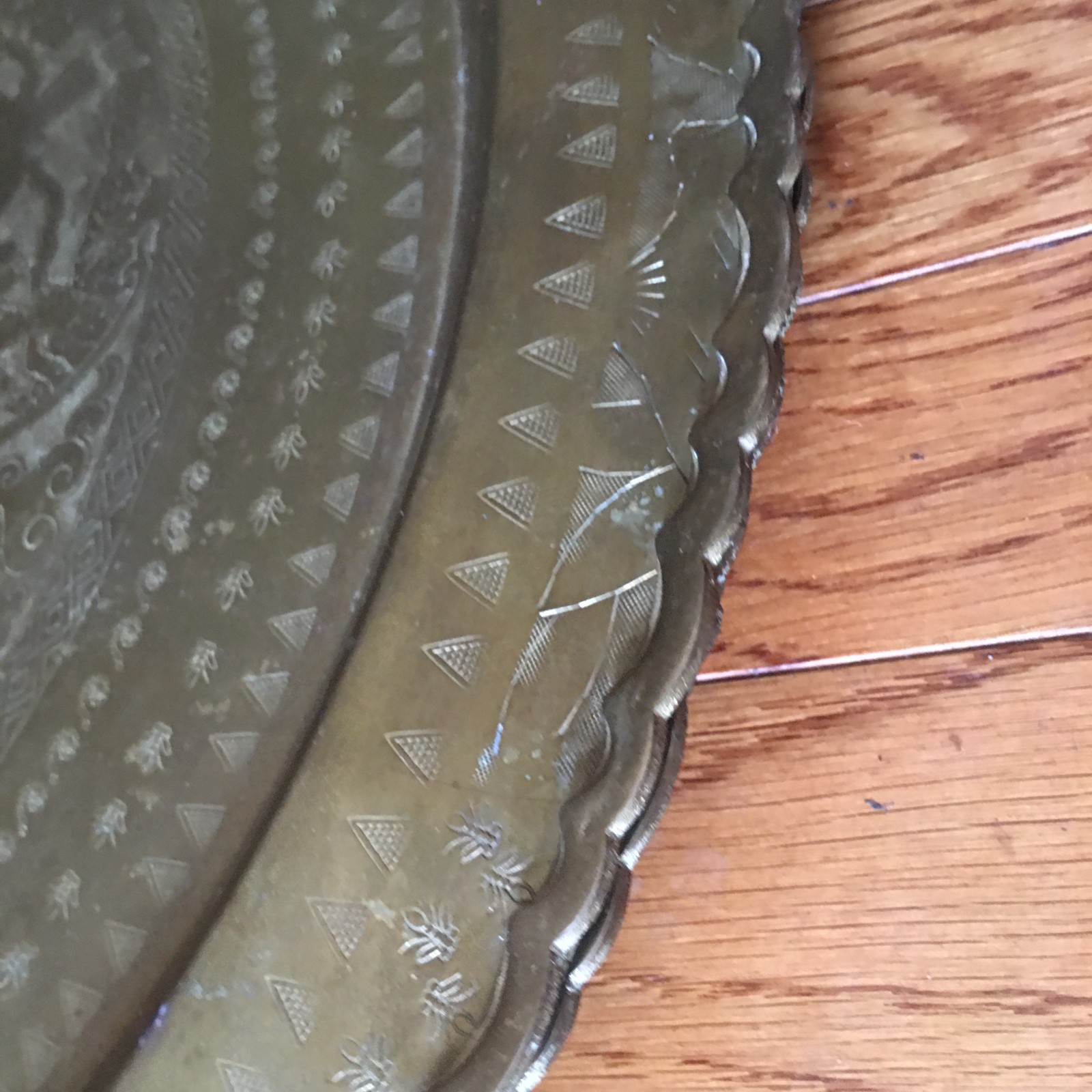 2 Vintage Chinese Heavy Tooled Motif Round Brass Tray 24″ w/ Raised Riveted edge