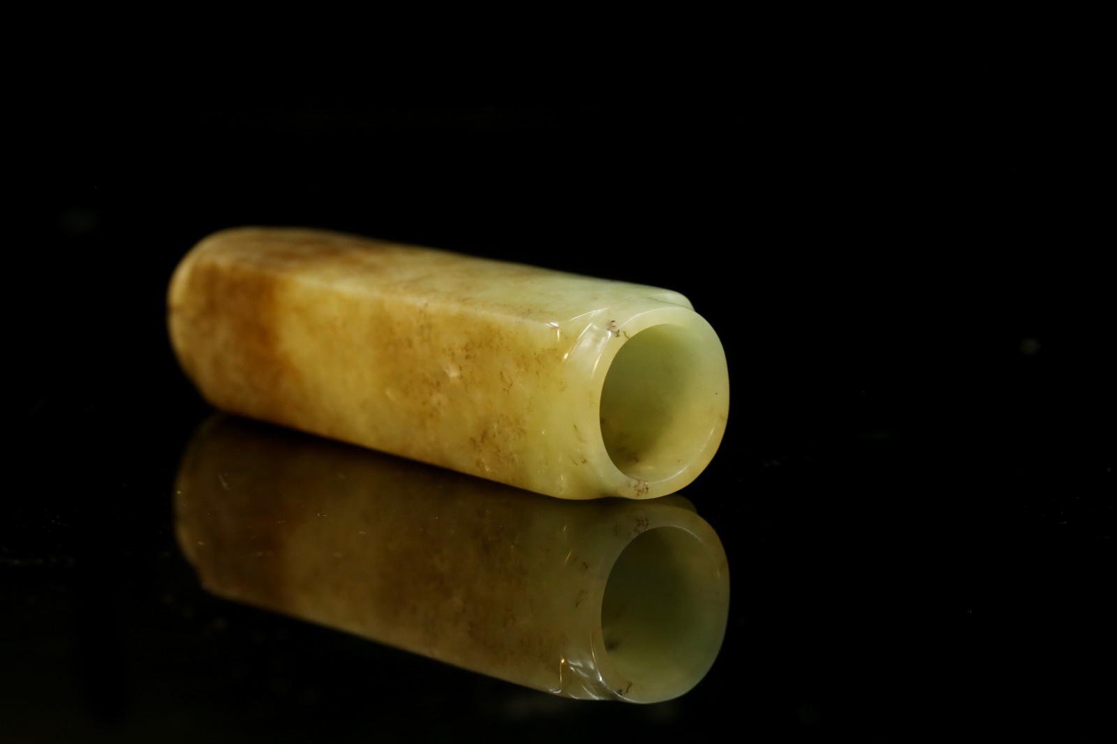 A Carved Jade ‘Cong’.