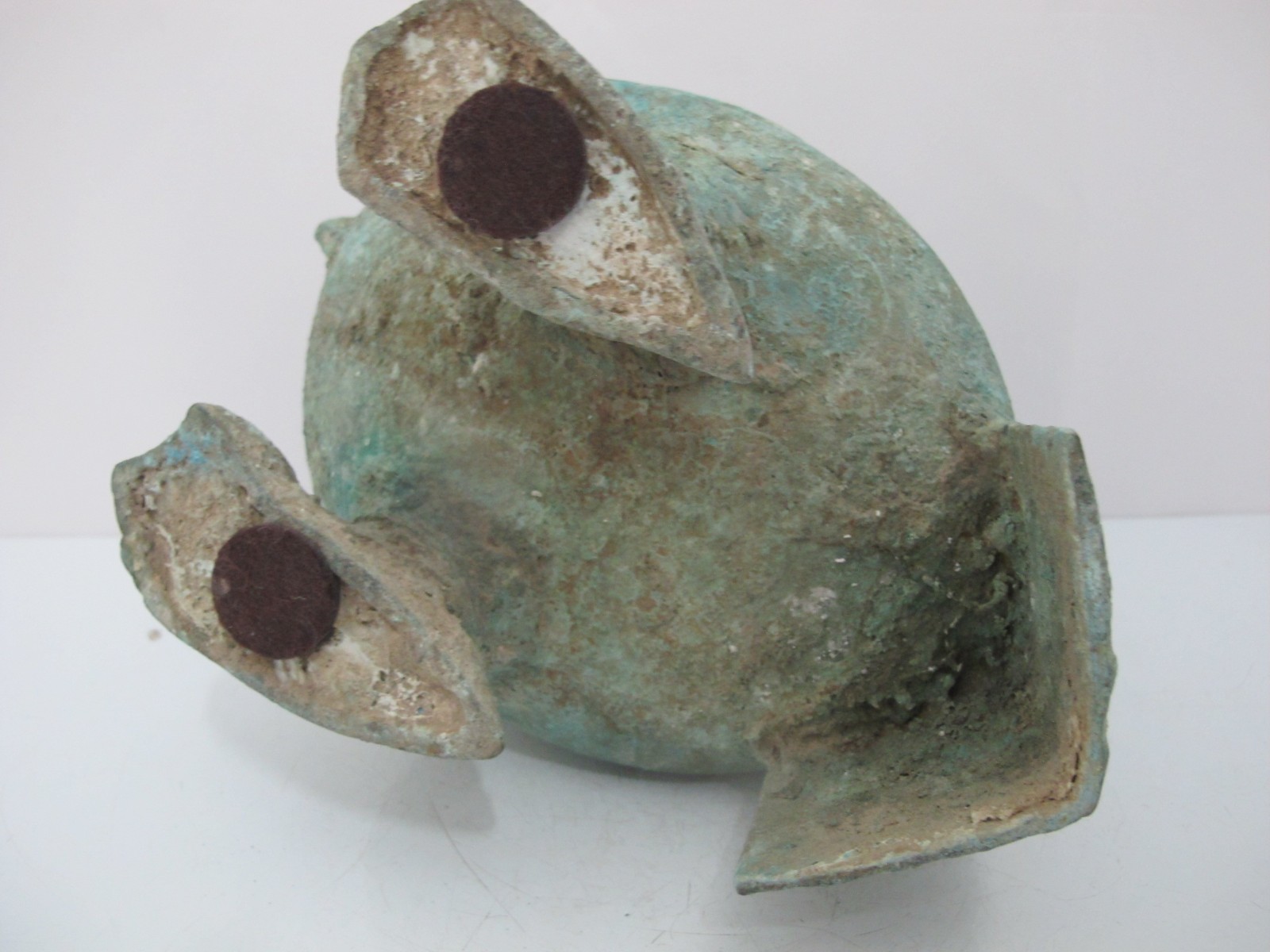 Antique CHINESE Bronze Ware Archaic OWL Bird Wine Vessel Pot Missing Head