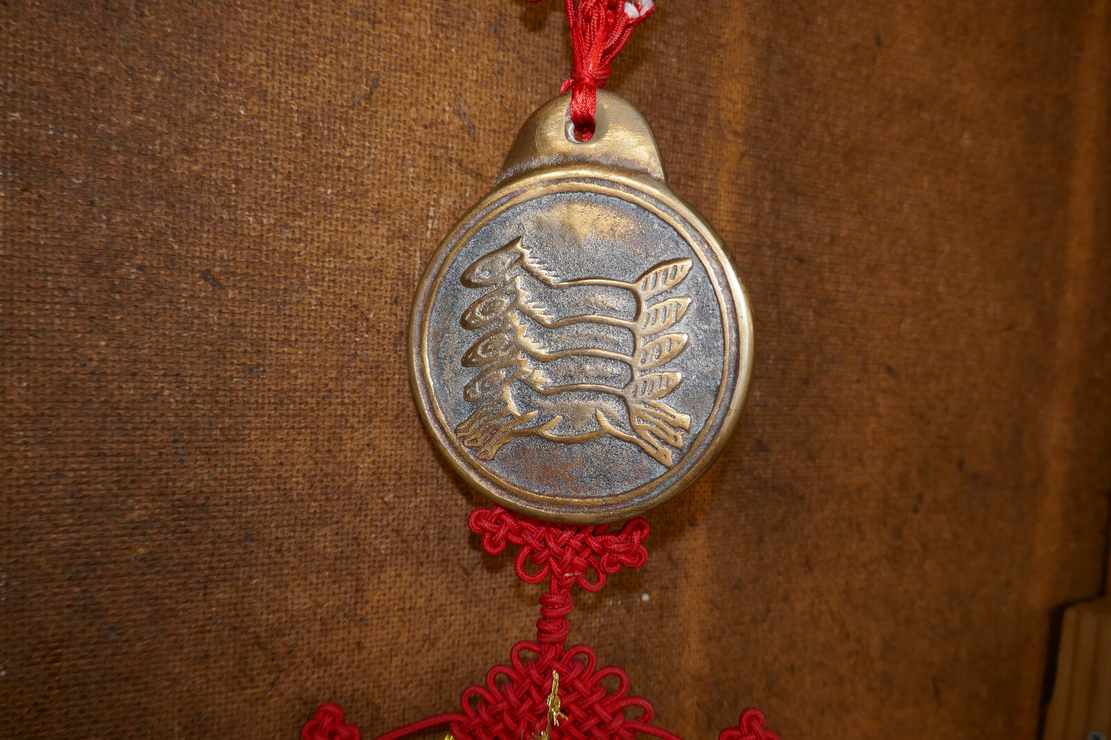 Large RED Double Tasseled Chinese Knot Wall Hanging Brass Medallion 6″W x 47″H
