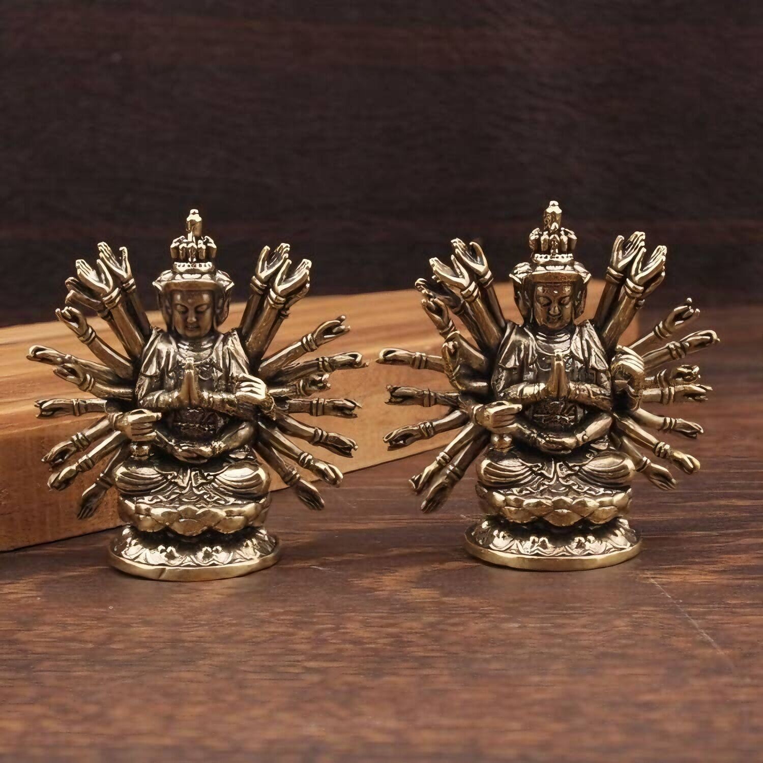 Brass Thousand-Hand Guanyin Statue, 4.6cm, Pendant & Keychain