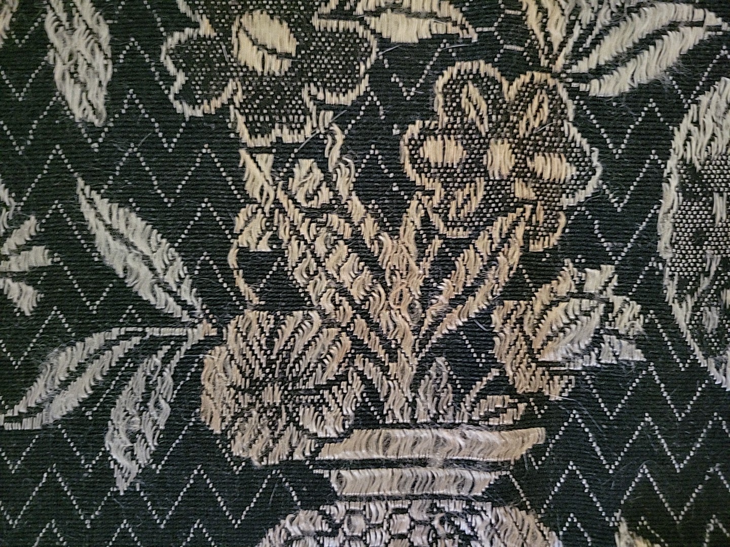 Vintage Asian Brocade Floral Silk Tapestry Bedcover Fringe Double Sided