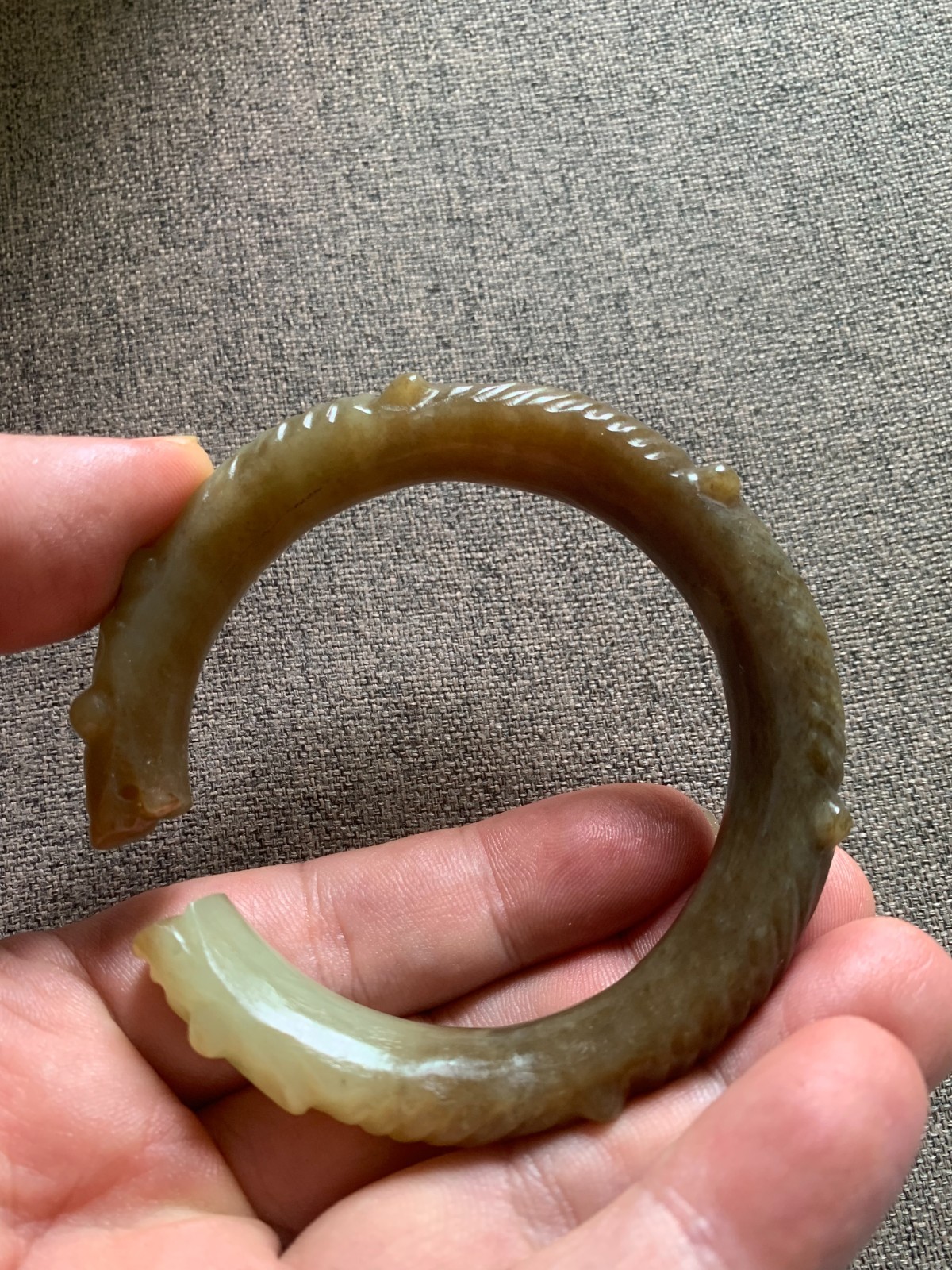 Wonderful Pure Chinese Natural HeTian Old Jade Hand Carved *2Dragons* Bangle