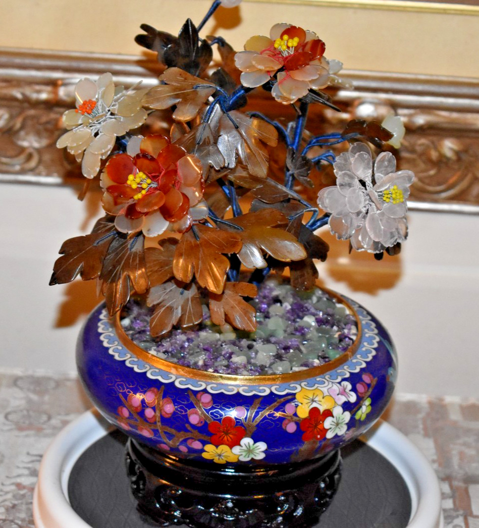 12″ VINTAGE BONSAI PEKING JADE TREE IN CLOISONNE BOWL W/EBONY HANDCARVED STAND