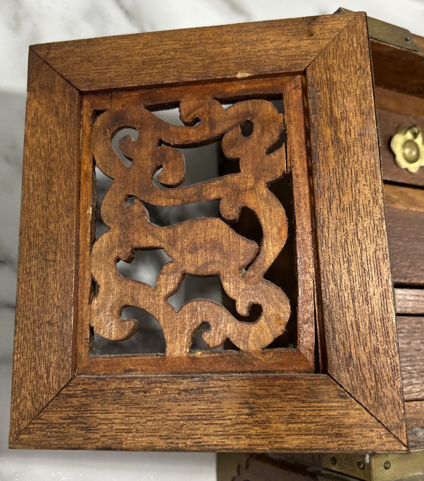 VTG CHINESE ASIAN WOOD & BRASS JEWELRY BOX CHEST 2 TURTLE WOOD DOORS & 6 DRAWERS