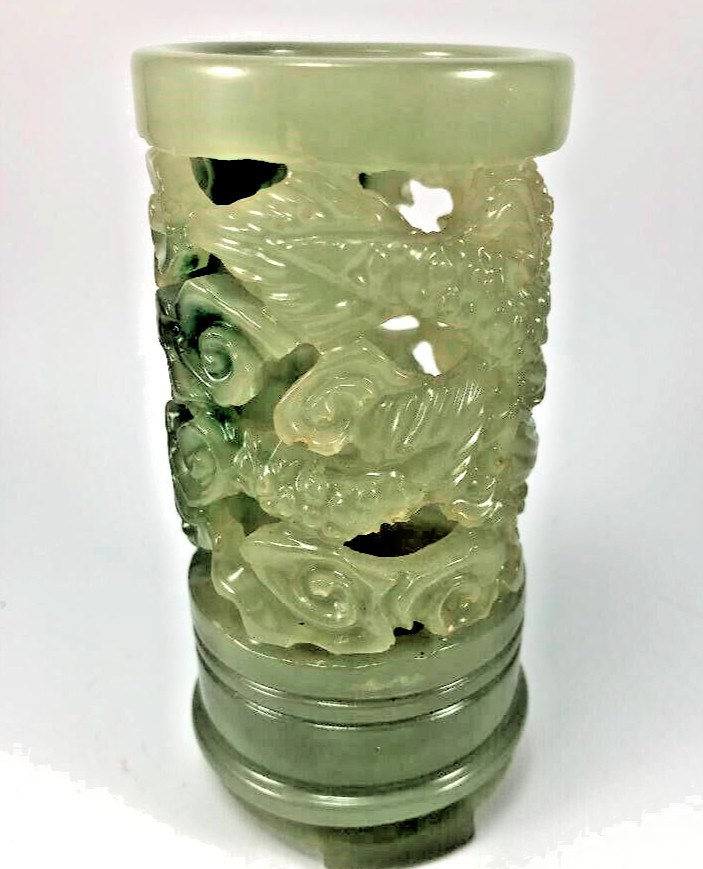Vintage Chinese Carved Imitation Jadeite 3-Footed Candle Holder 4.5″ Green