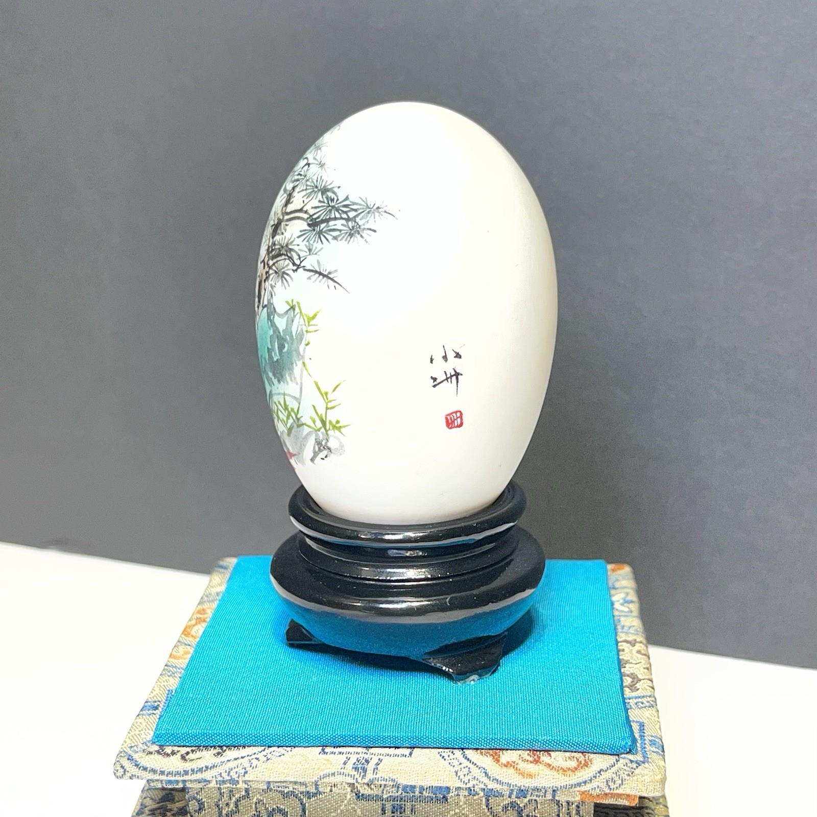 Vintage Chinese Oriental Hand Painted Egg in Glass Display Case Woman in Garden