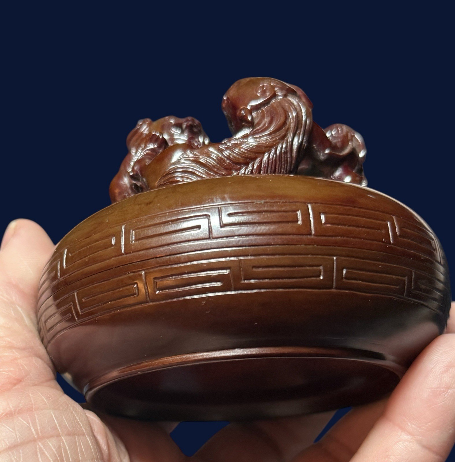 Vintage Chinese Carved Foo Dogs lacquered Resin Pot w/Red Seal Paste