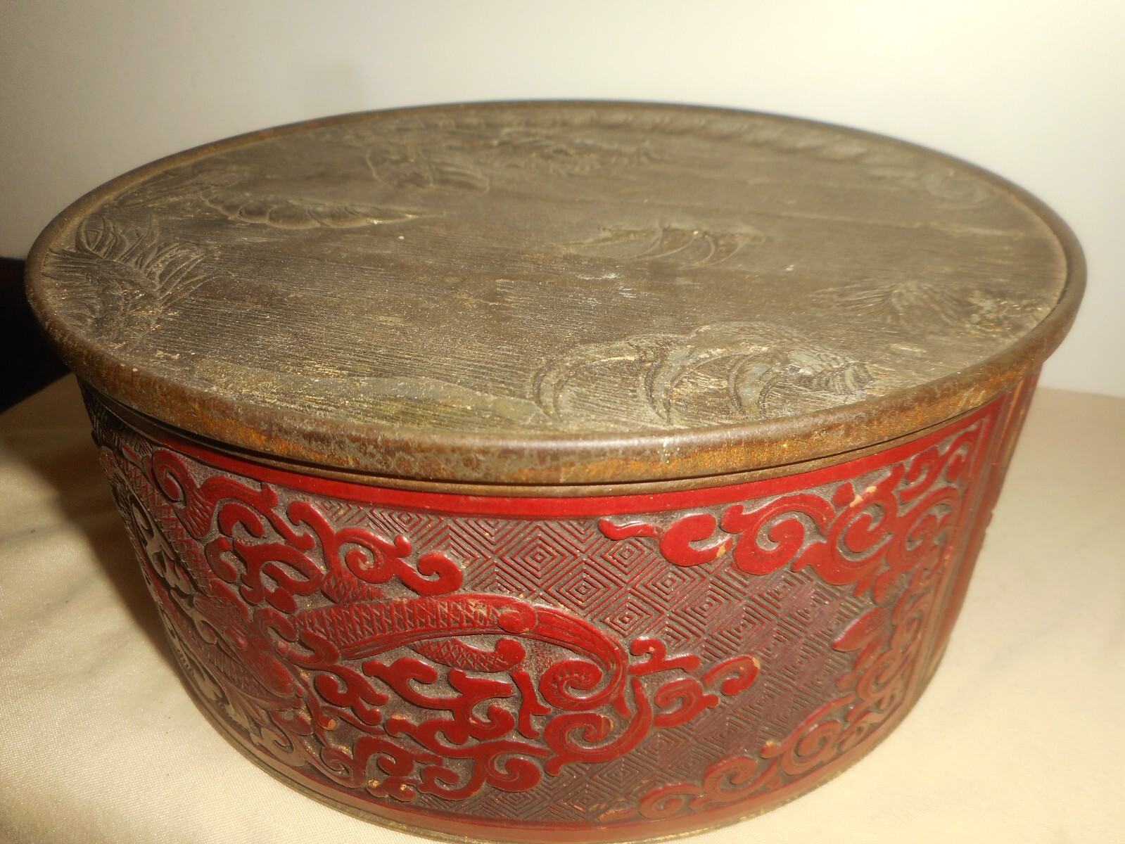 Vintage CHINESE DRAGON Silver Metal Repousse Tin Box Top Cinnabar Style Wrapper