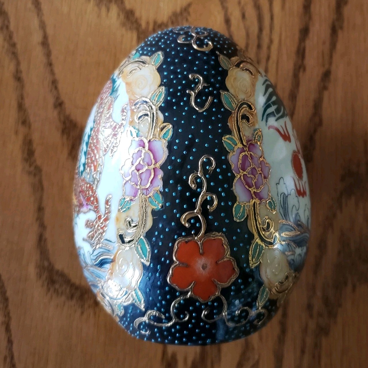 Vtg. Satsuma Style Large Decorative Egg: Left Facing Dragons Gold Gilt 4.5″ Tall