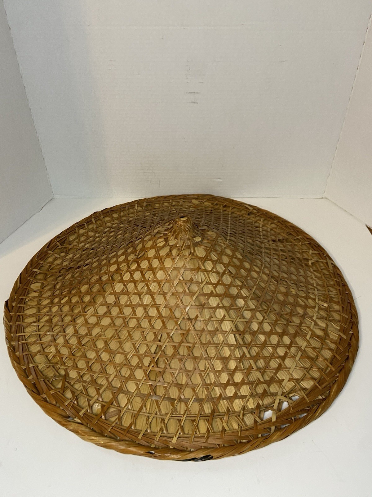 Vtg Asian Chinese Coolie Conical Hat Rice Paddy Sun Intricate Woven Bamboo 20 in