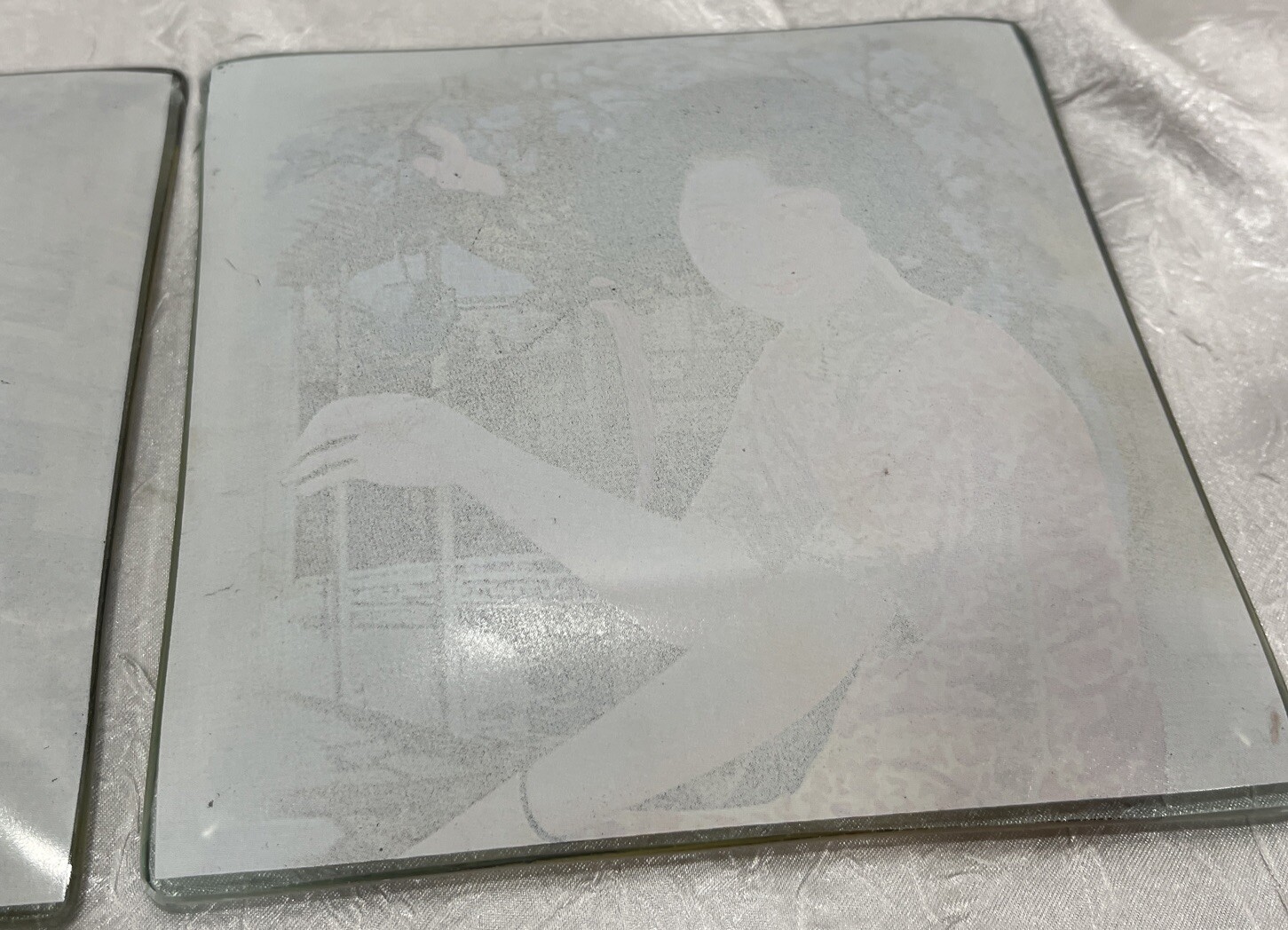 Pair Of Vintage Chinese Pin Up Girls Glass Trinket Jewelry Souvenir Tray 5″×5″