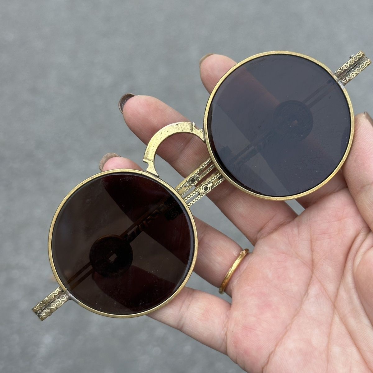 Vintage Punk Solid Copper Frame Crystal Stone Round Sunglasses Eyewear