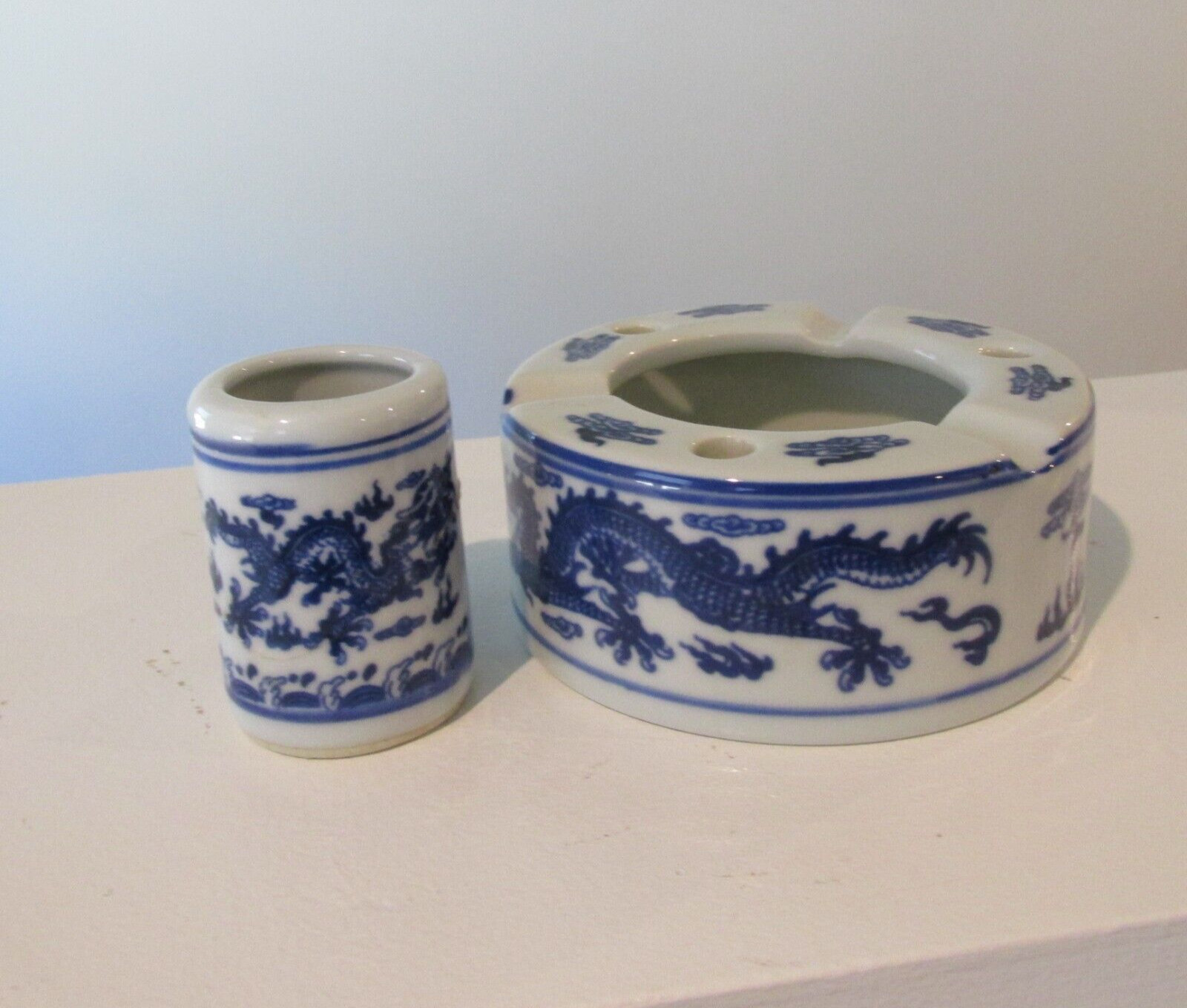 Chinese Jingdezhen Blue & White Porcelain 3 Way Ash Tray + BonusToothpick Holder