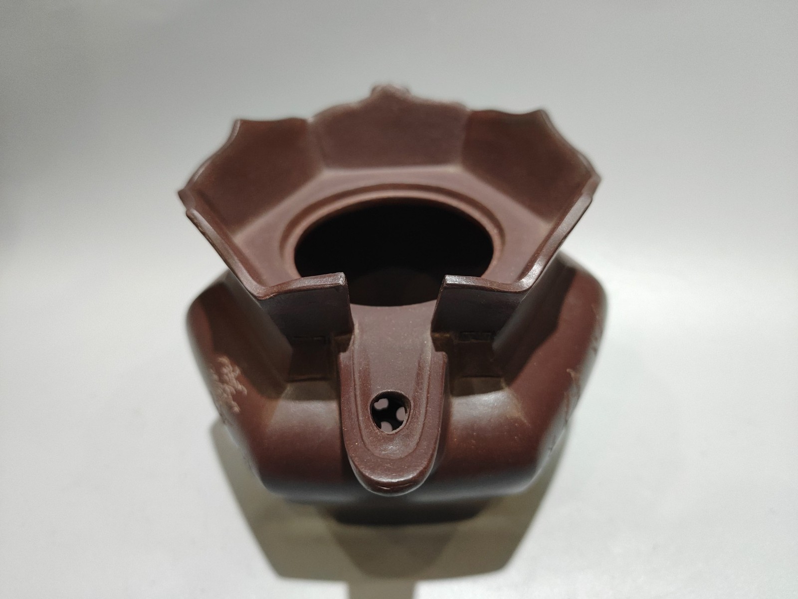 7″ Chinese Yixing Zisha Pottery Purple Clay 450CC Six Sided Monk’s Cap Teapot