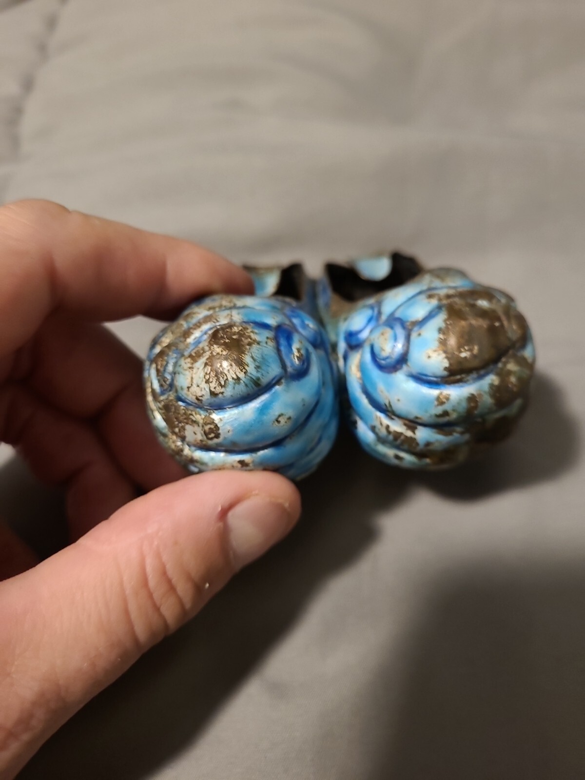 VINTAGE COLORFUL ENAMELS ON BRASS MINI SHOE ASHTRAY