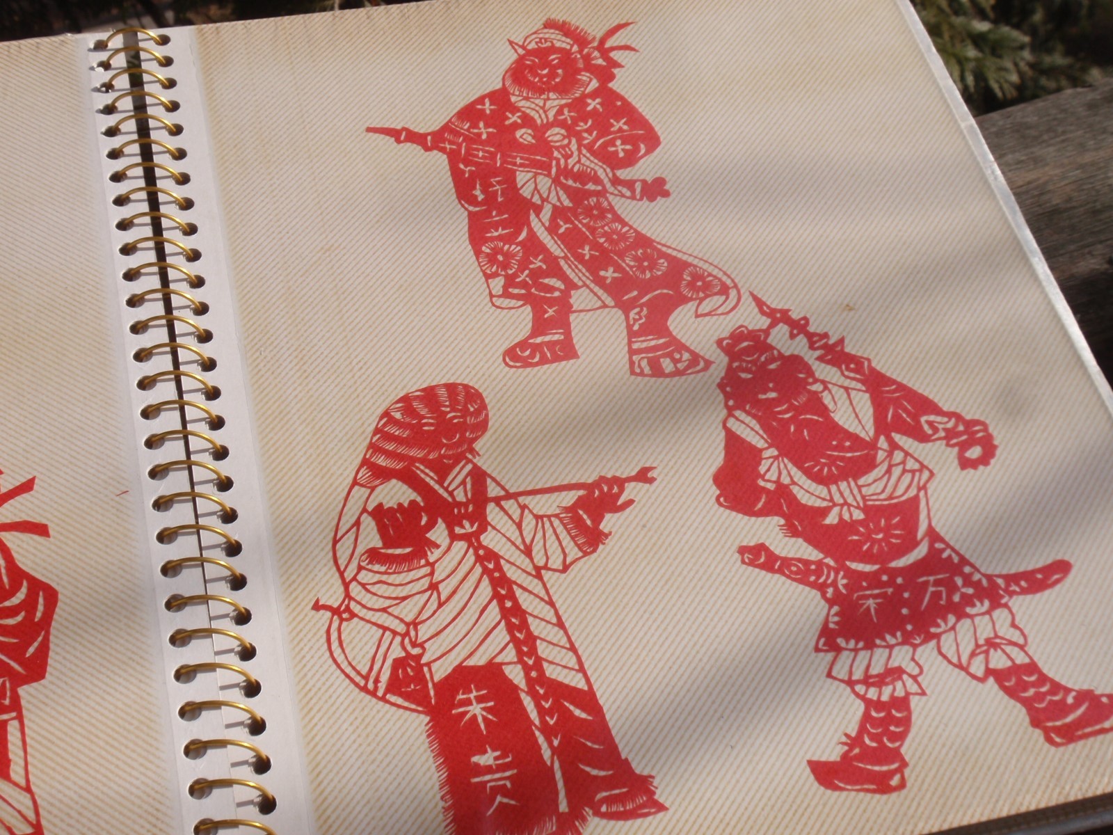 LOT OF 54 BEAUTIFUL CHINESE FIGURES RICE PAPER CUT OUTS WARRIORS FOLK ART