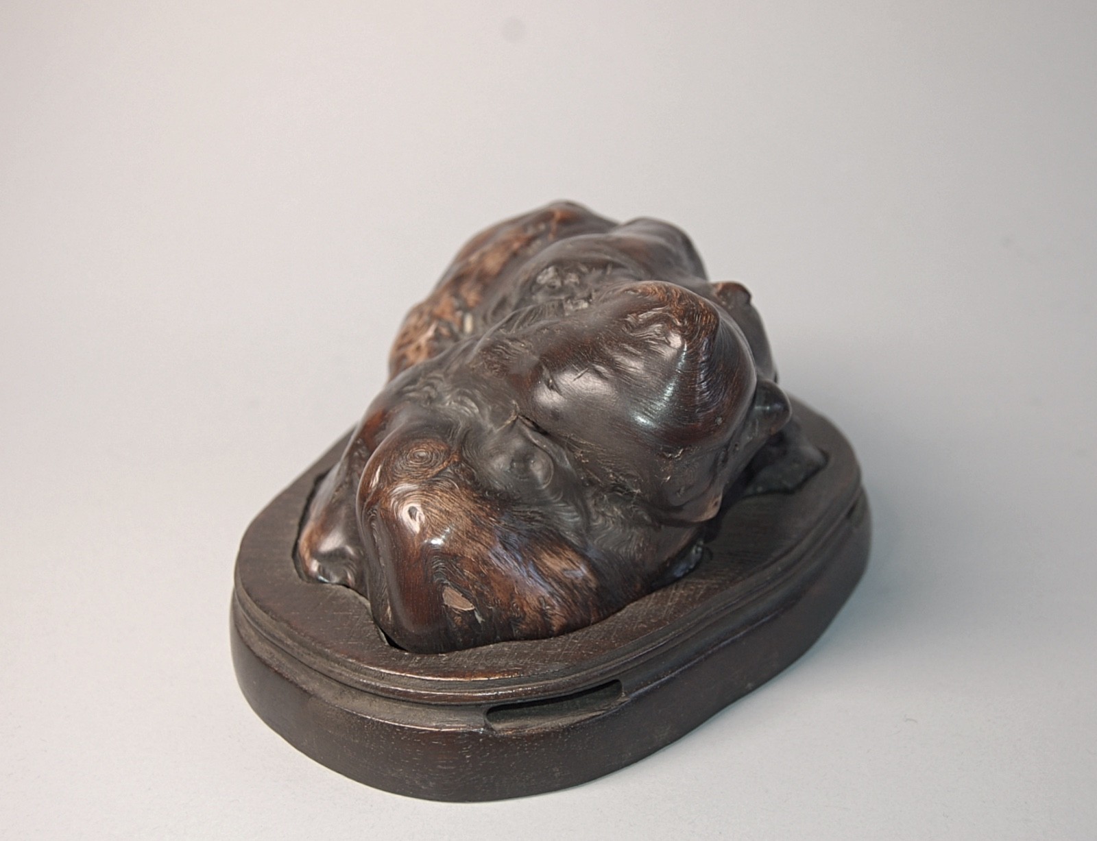 Burlwood domed incense burner, China/Asia