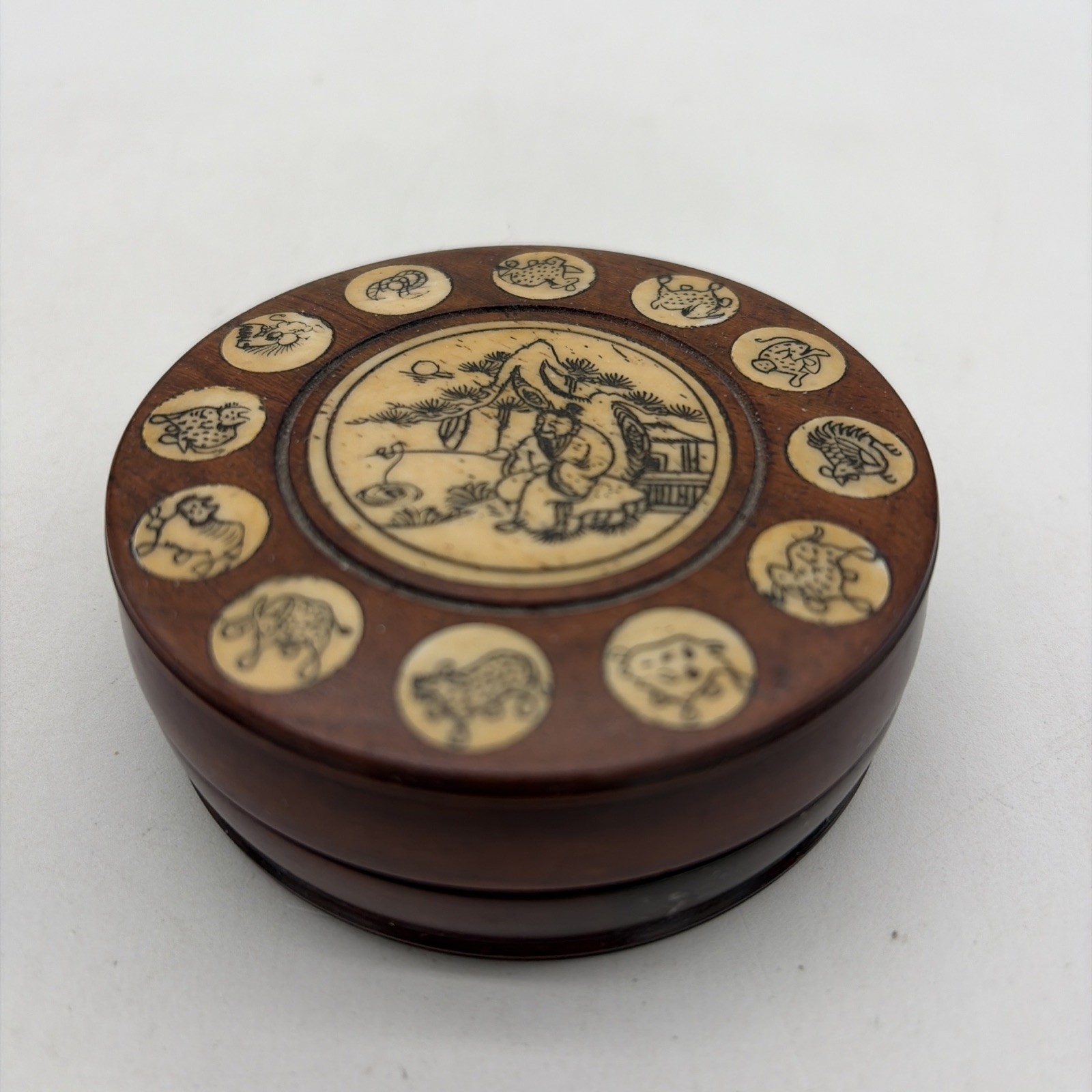 Dark Wooden Chinese Round Compass with Animal Zodiac Inlay Design