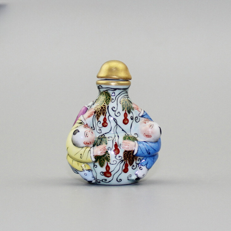 2.2″ China Famille Rose Porcelain Gild Children Gourd Vine Snuff Bottle