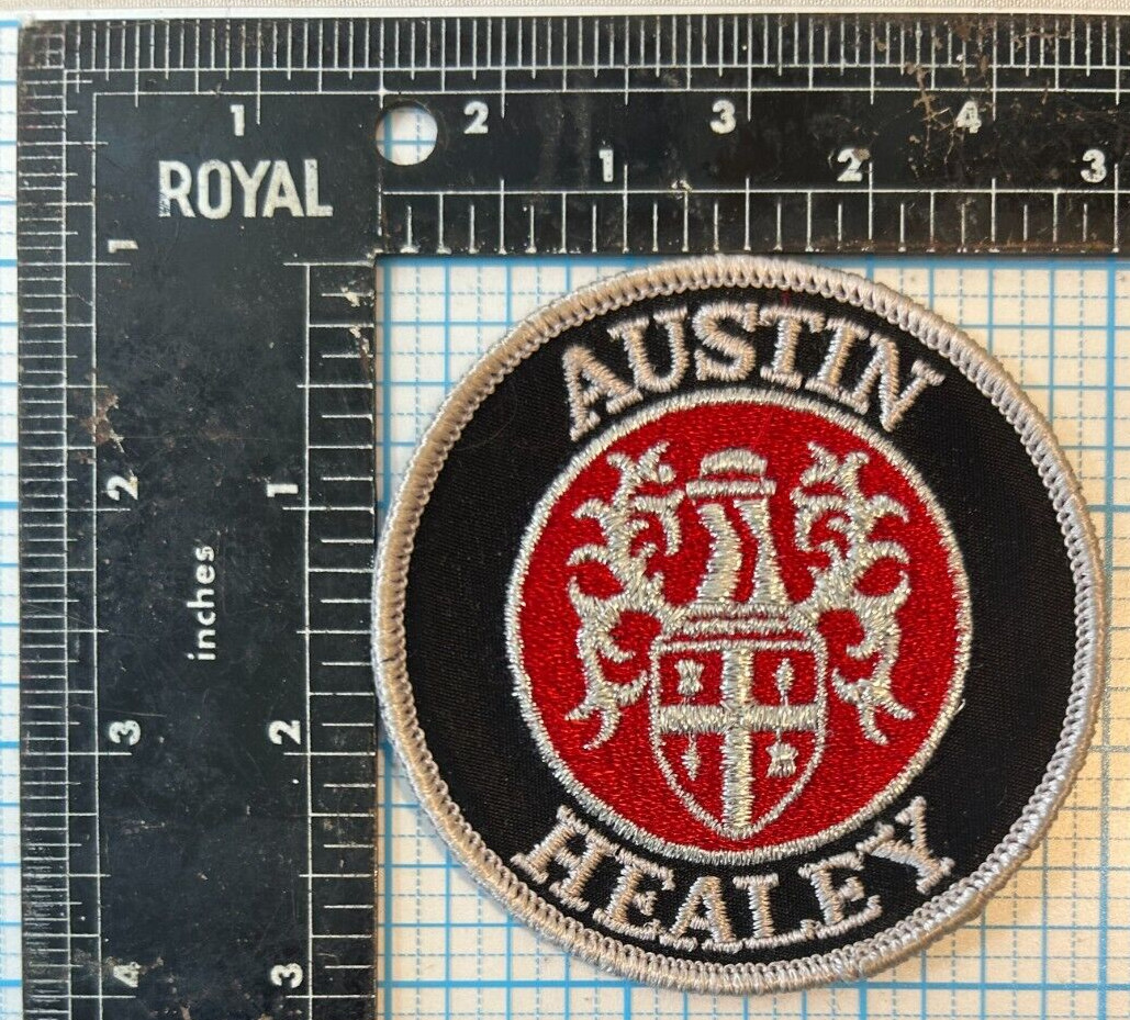 VINTAGE AUSTIN HEALEY AUTOMOBILE CAR SOUVENIR 3″ ROUND SEW ON PATCH CREST
