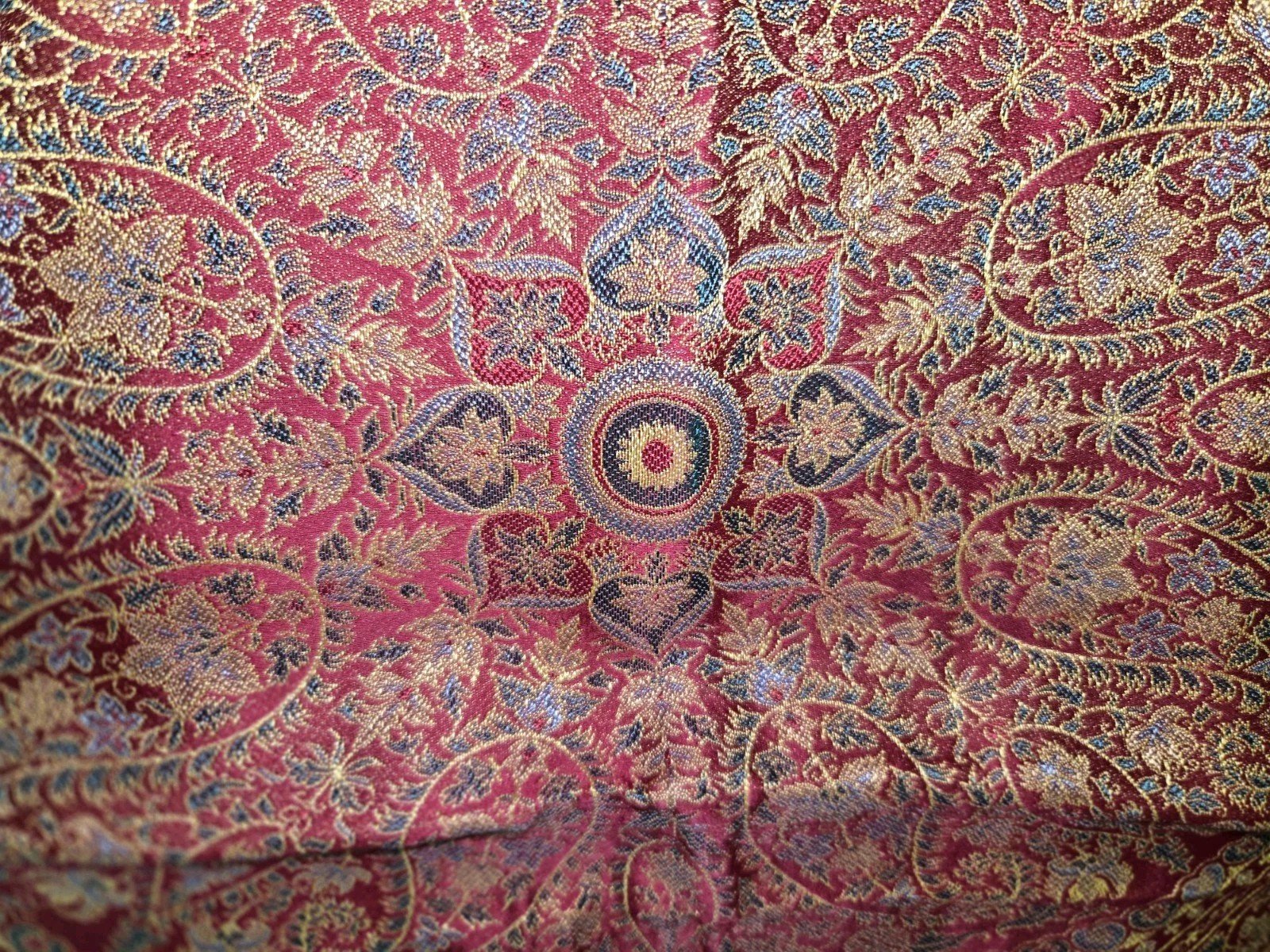 SET OF 2 Vintage Chinese Silk Brocade Pillow Covers – Red Gold Mandela – 20″