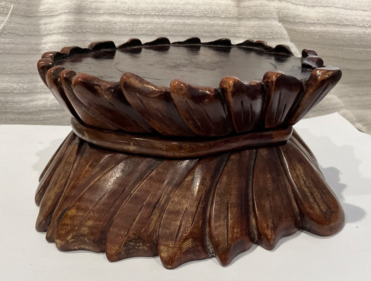 older carved lotus solid Wood Display pedestal stand base vase figurine plant 7”