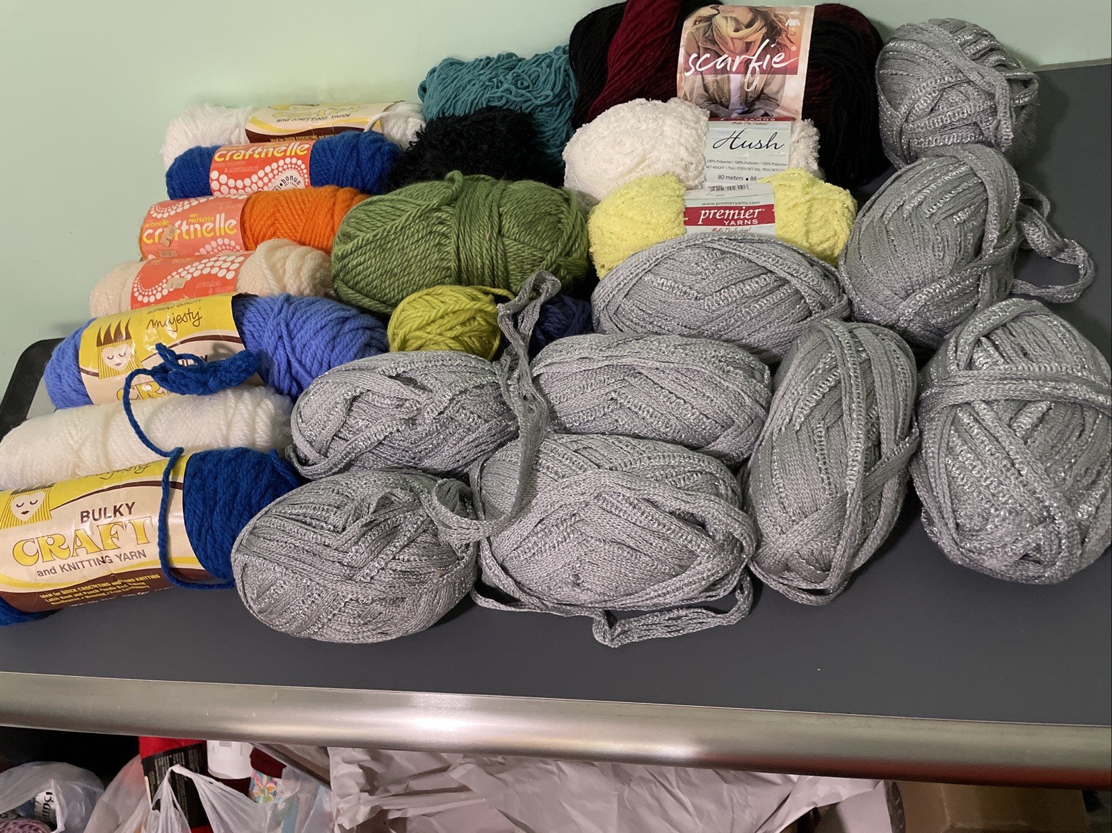 Mixed Lot Of 21 Bulky Yarn