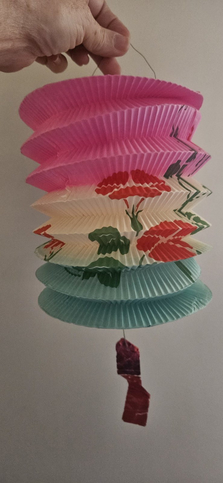rare collectible mid century 1960s 4 chinese Accordian paper lanterns, Japan